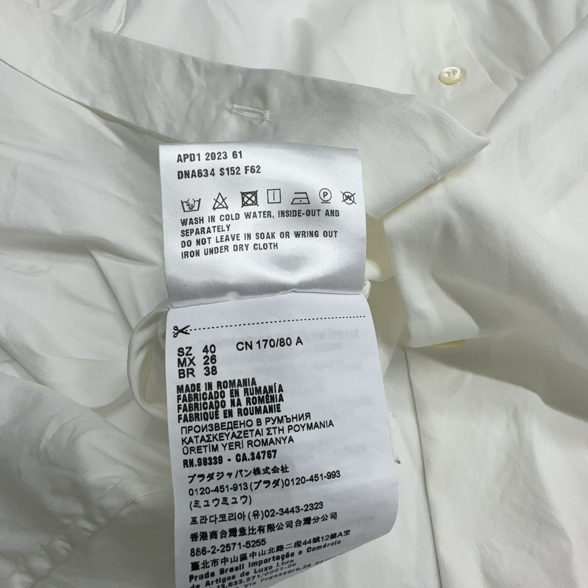 Prada Prada White Button Up Shirt Size M Size US XXS / EU 40 - 4 Thumbnail