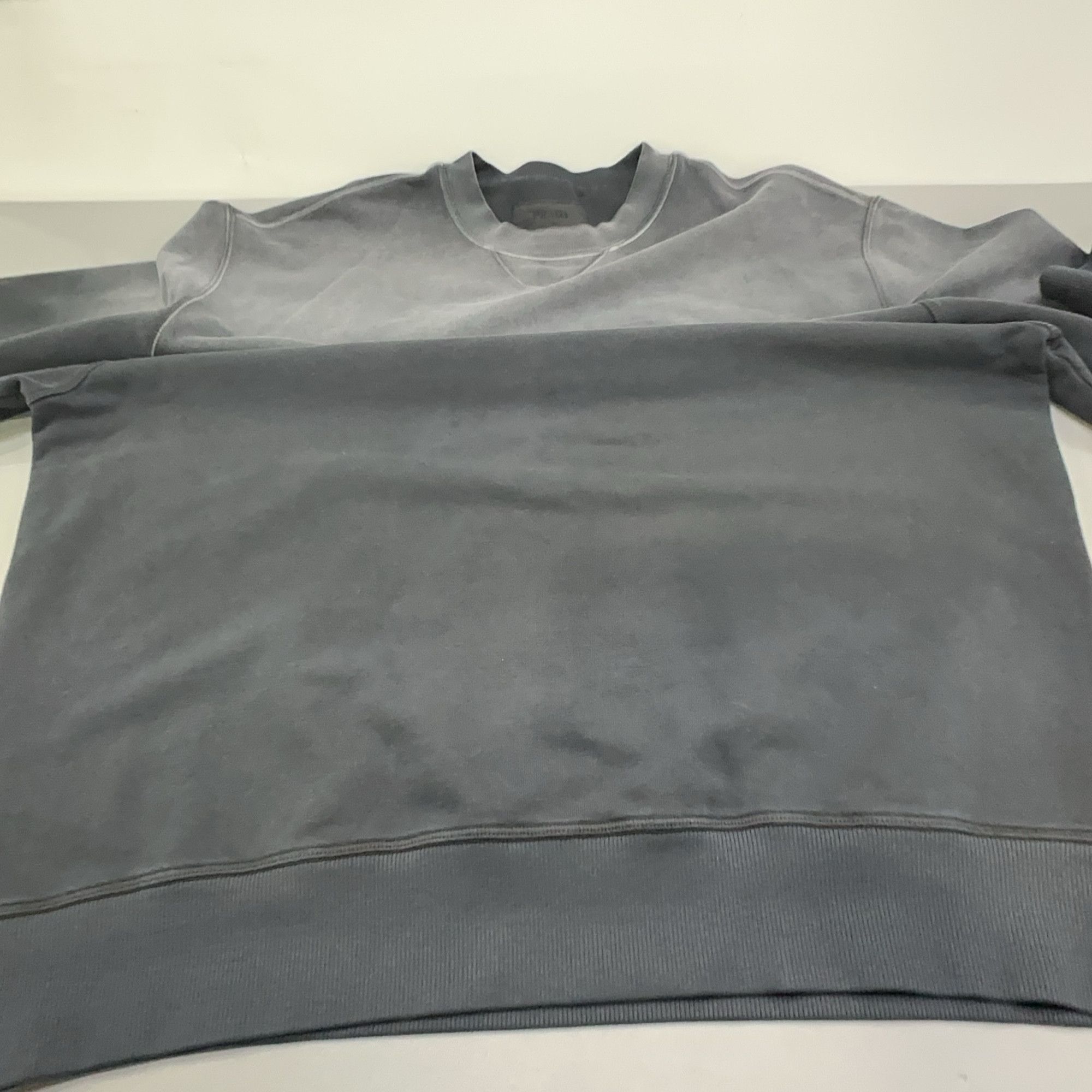 Prada Prada Ombre Logo Sweatshirt Size M Size US M / EU 48-50 / 2 - 11 Thumbnail