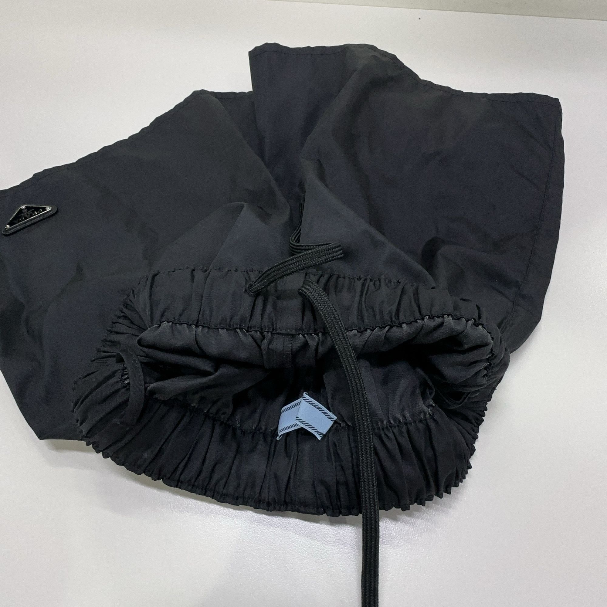 Prada Prada Triangle Logo Re-Nylon Shorts Size 36 Size 25" / US 0 / IT 36 - 6 Thumbnail