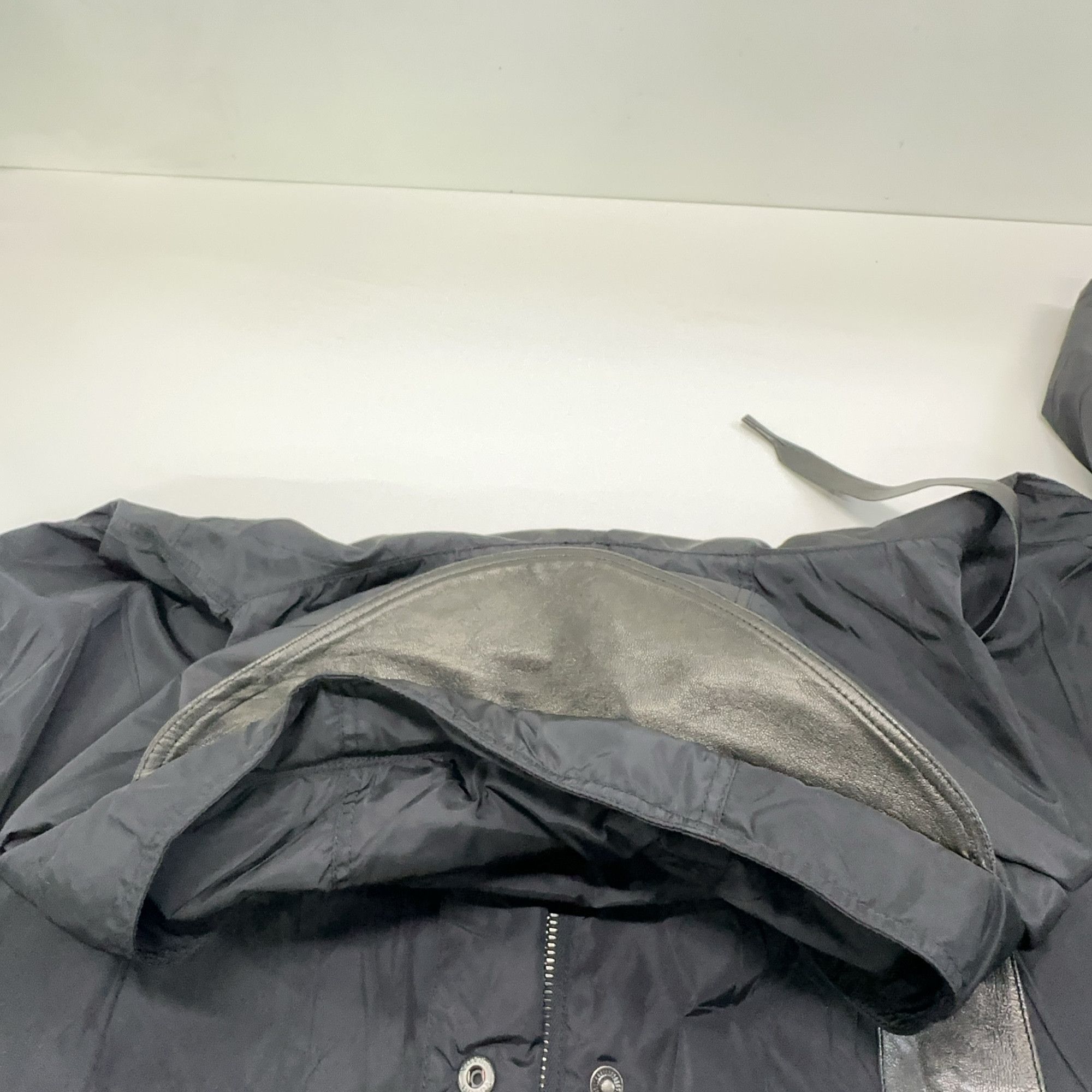 Prada Prada Nylon Hooded Jacket Size 40 Size S / US 4 / IT 40 - 6 Thumbnail