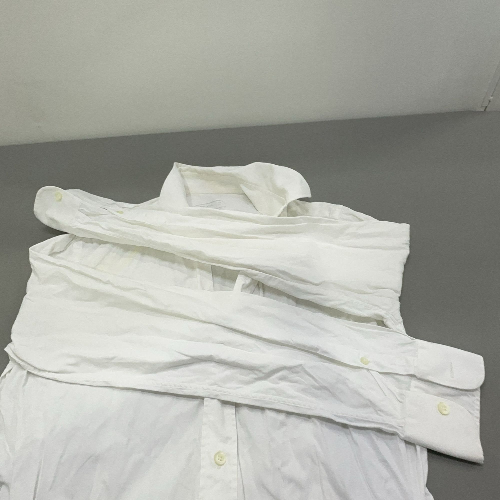 Prada Prada White Cotton Button Up Shirt Size 38 Size US S / EU 44-46 / 1 - 9 Thumbnail