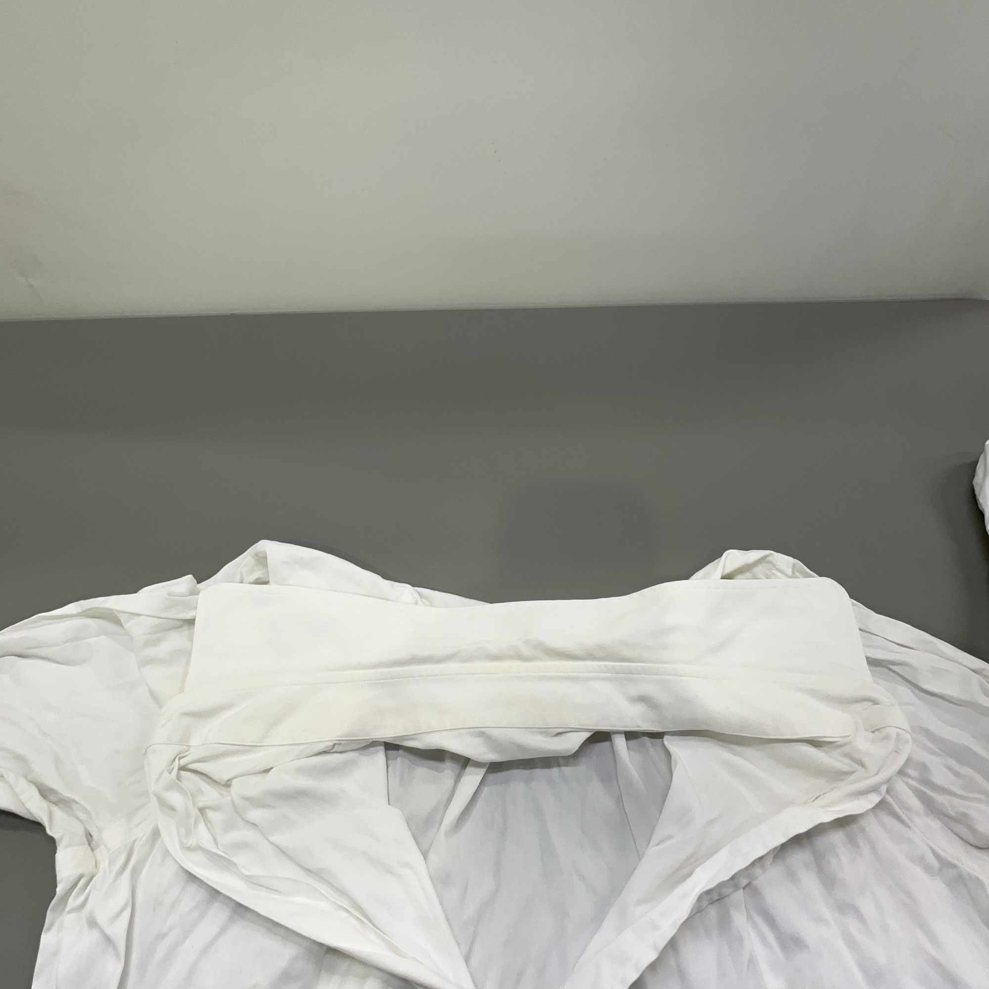 Prada Prada White Cotton Button Up Shirt Size 38 Size US S / EU 44-46 / 1 - 7 Thumbnail