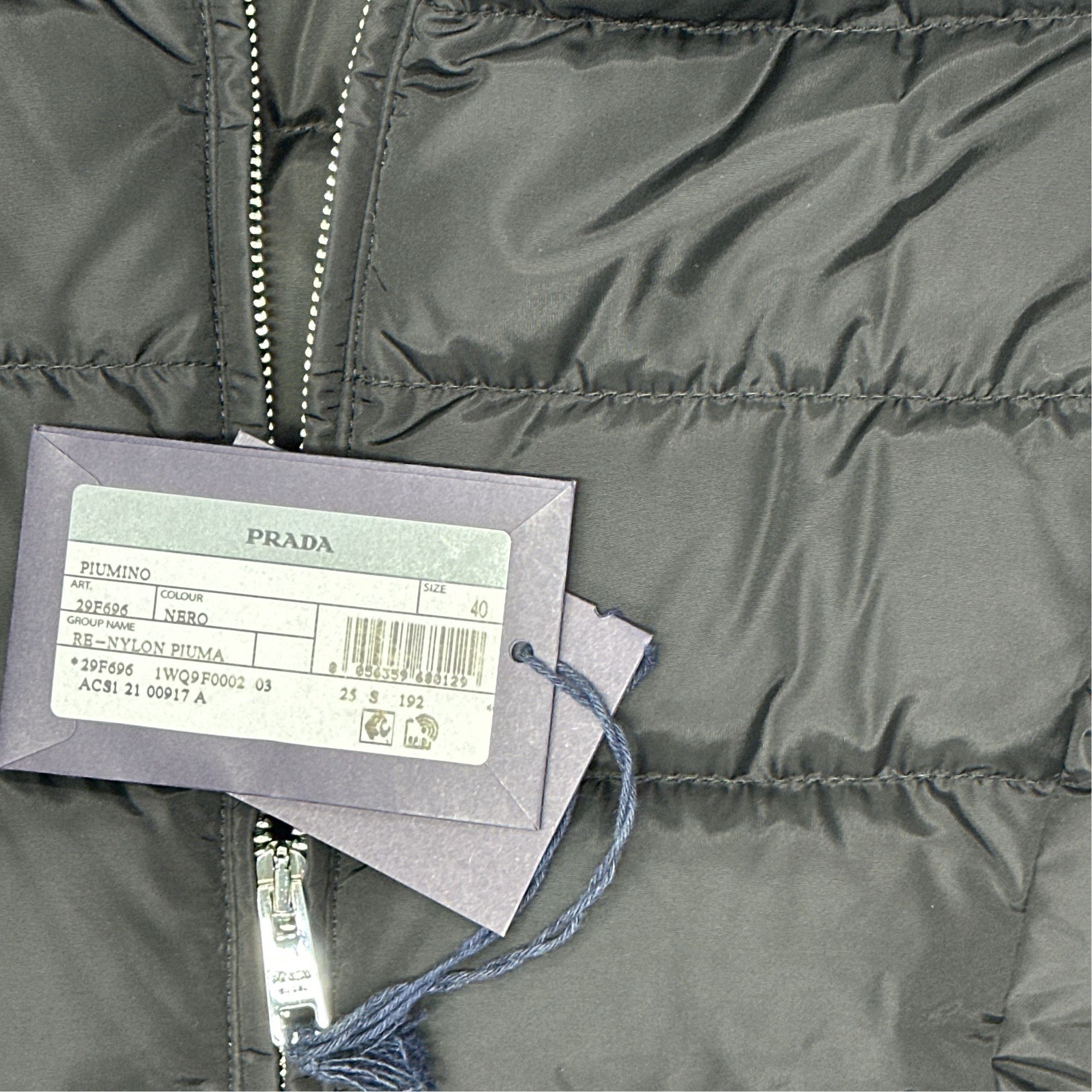 Prada Prada Re-Nylon Down Puffer Jacket Size 40 Size S / US 4 / IT 40 - 2 Thumbnail