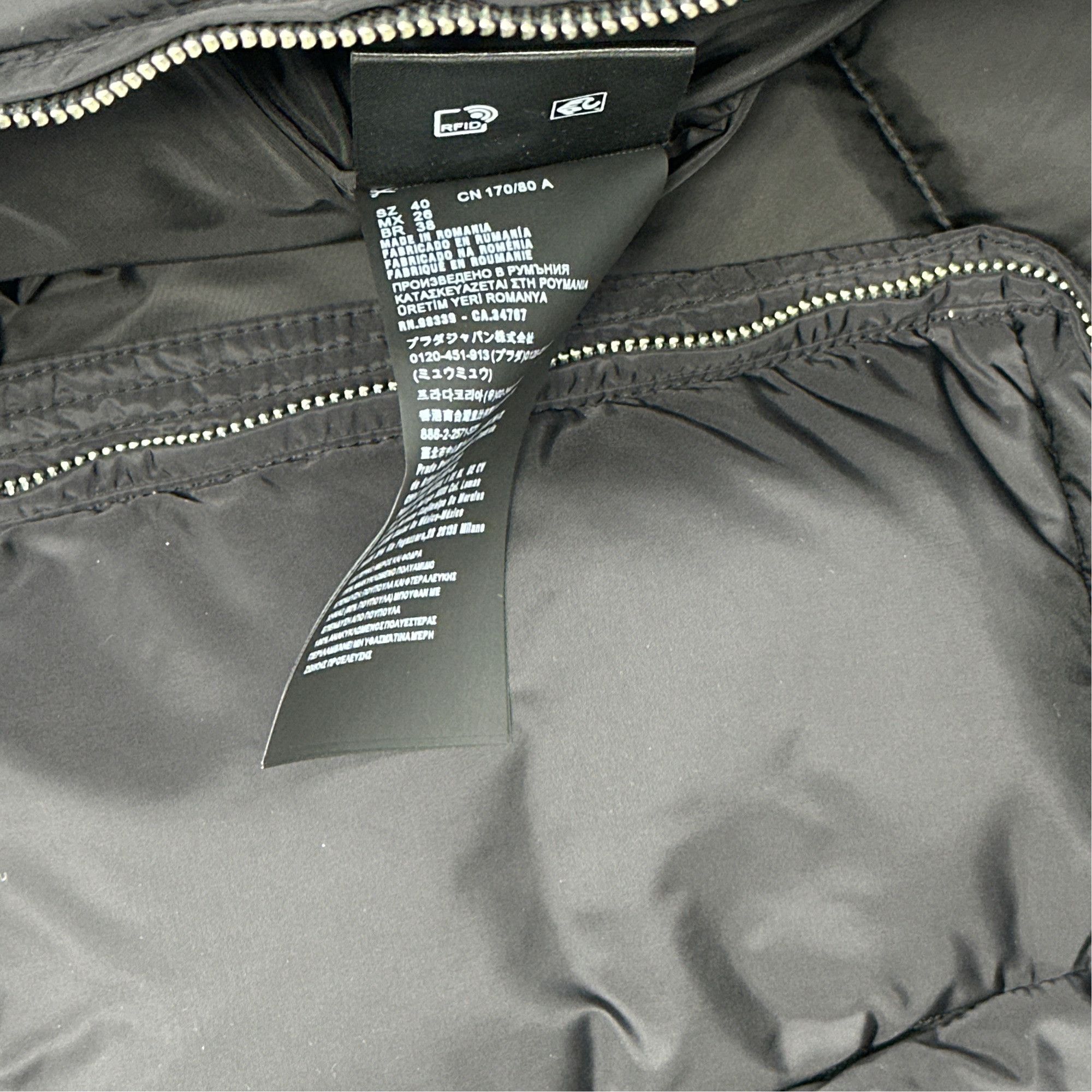 Prada Prada Re-Nylon Down Puffer Jacket Size 40 Size S / US 4 / IT 40 - 4 Thumbnail