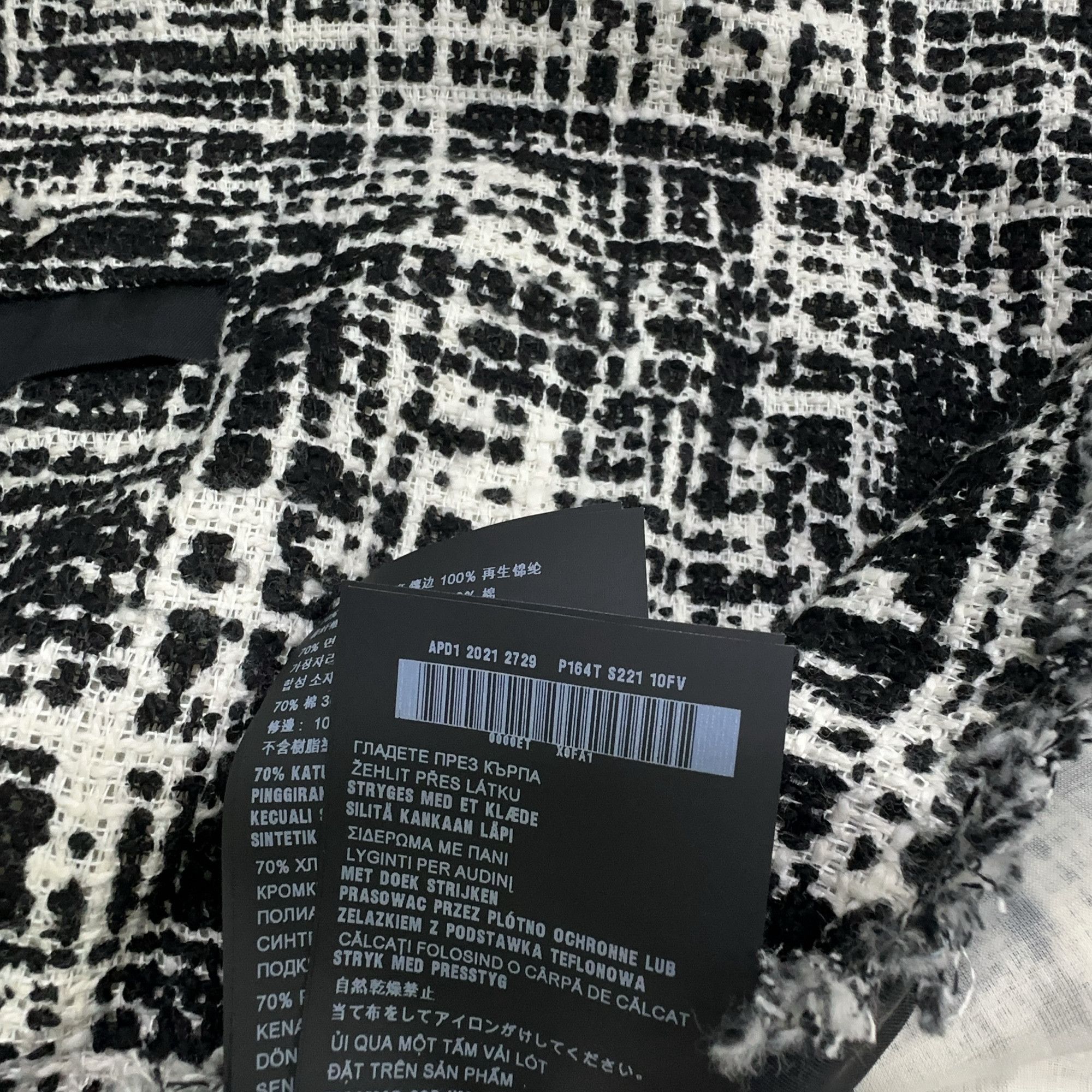 Prada Prada Tweed Mini Skirt Size 42 Size 28" / US 6 / IT 42 - 6 Thumbnail