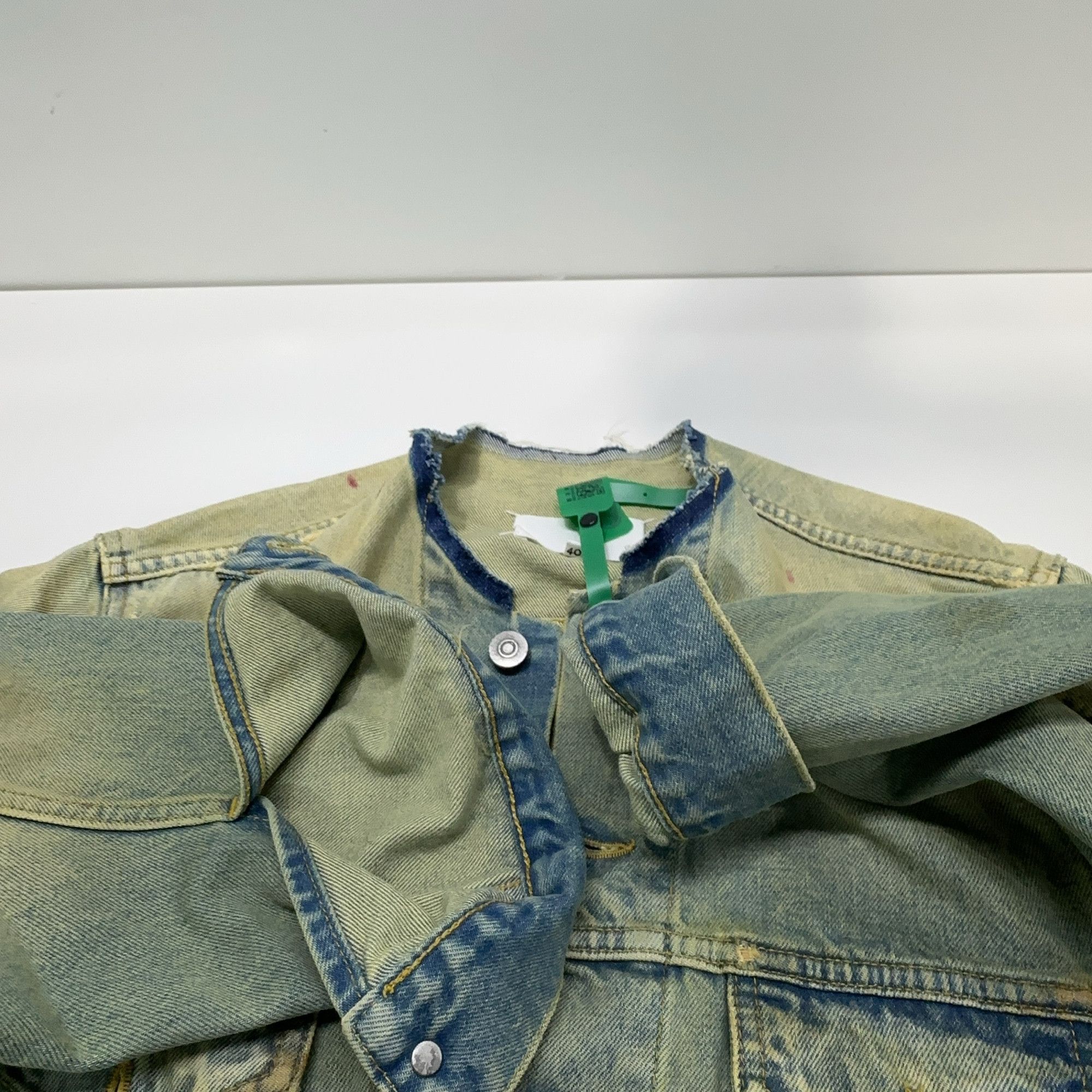 Maison Margiela Maison Margiela Distressed Denim Jacket Size 40 Size S / US 4 / IT 40 - 10 Thumbnail