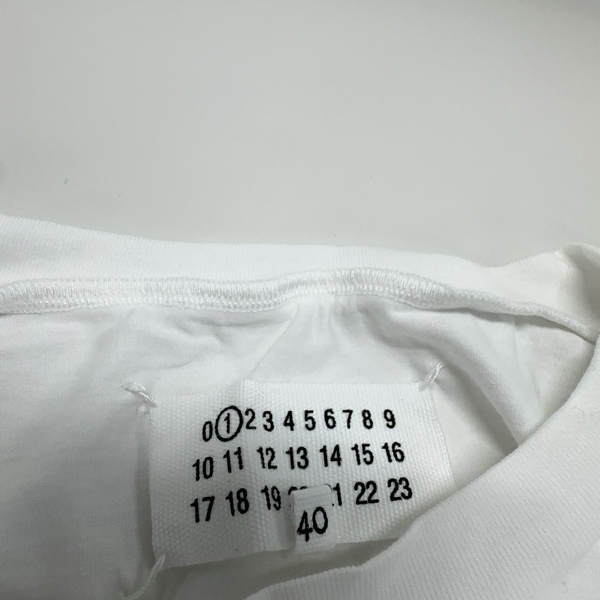 Maison Margiela Maison Margiela White Lace Trim Tank Top Size 40 Size S / US 4 / IT 40 - 4 Thumbnail