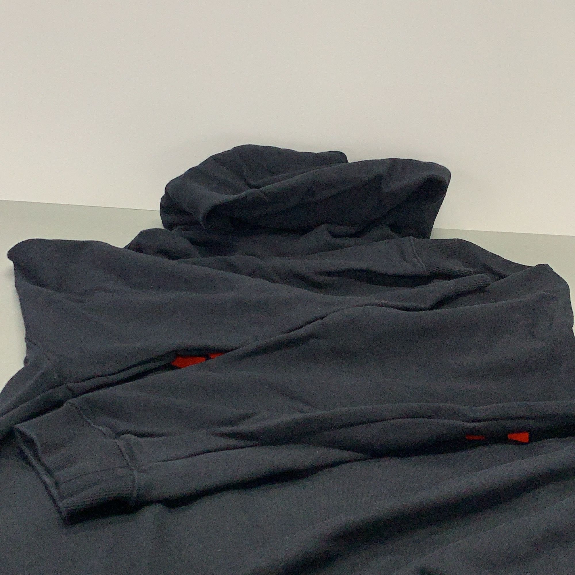 Maison Margiela Maison Margiela Red Tape Logo Hoodie Size 40 Size S / US 4 / IT 40 - 8 Thumbnail