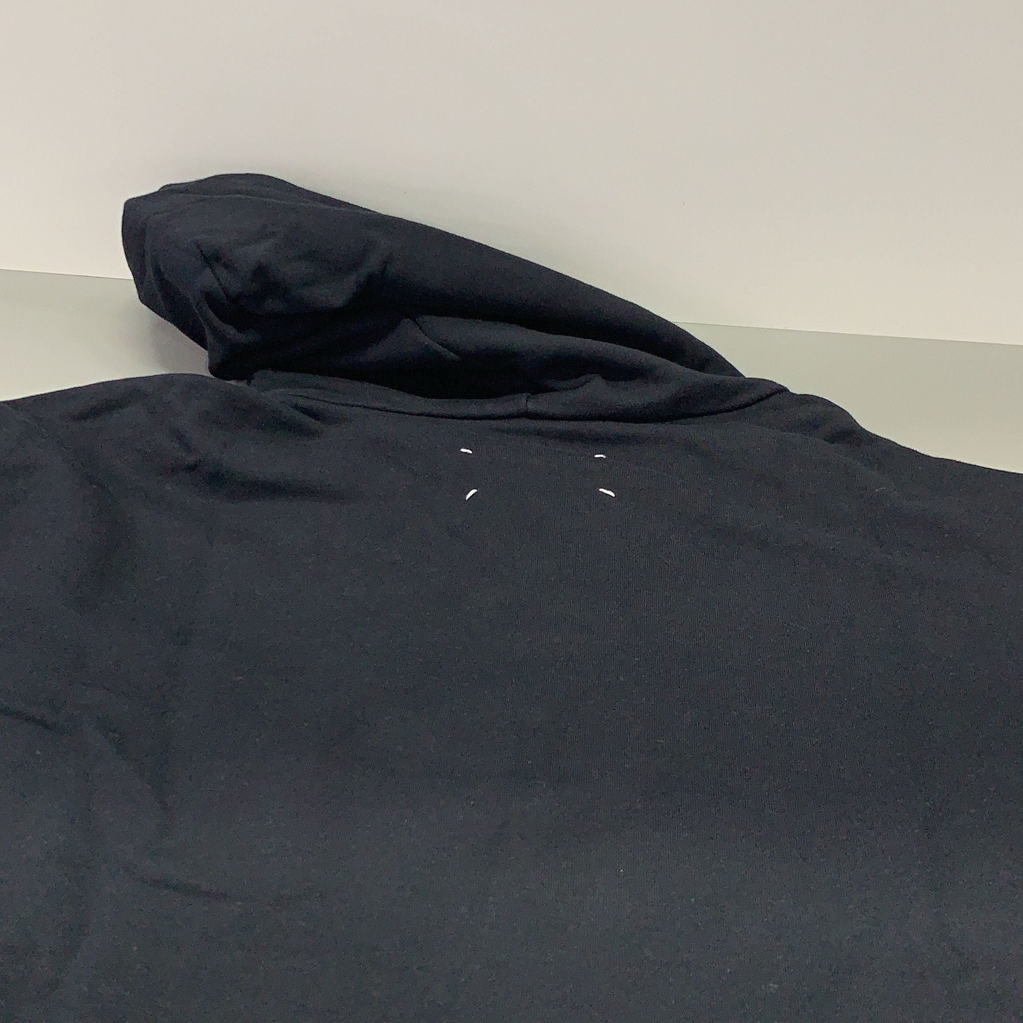 Maison Margiela Maison Margiela Red Tape Logo Hoodie Size 40 Size S / US 4 / IT 40 - 11 Thumbnail