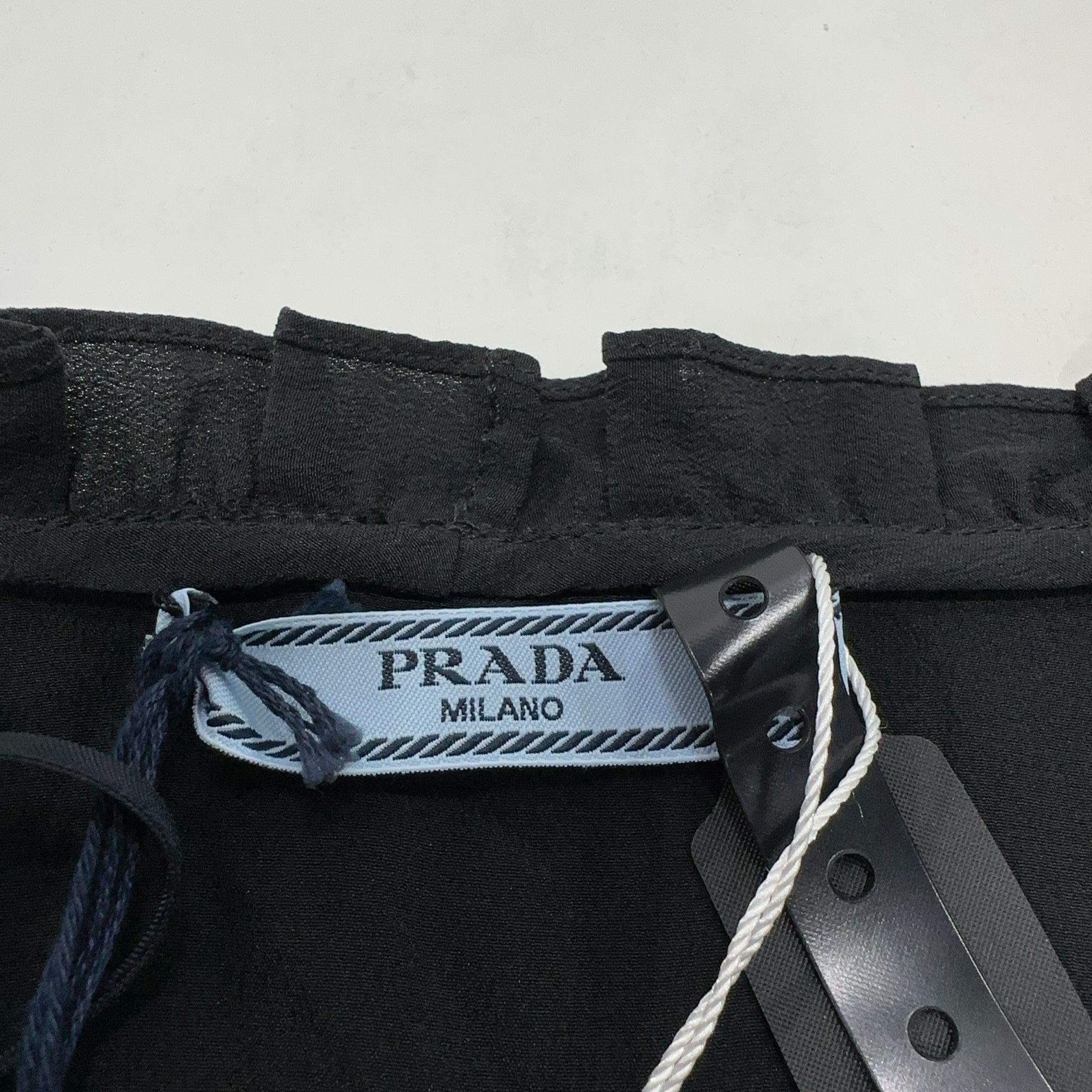 Prada Prada Black Sleeveless Blouse Size 42 Size M / US 6-8 / IT 42-44 - 3 Thumbnail