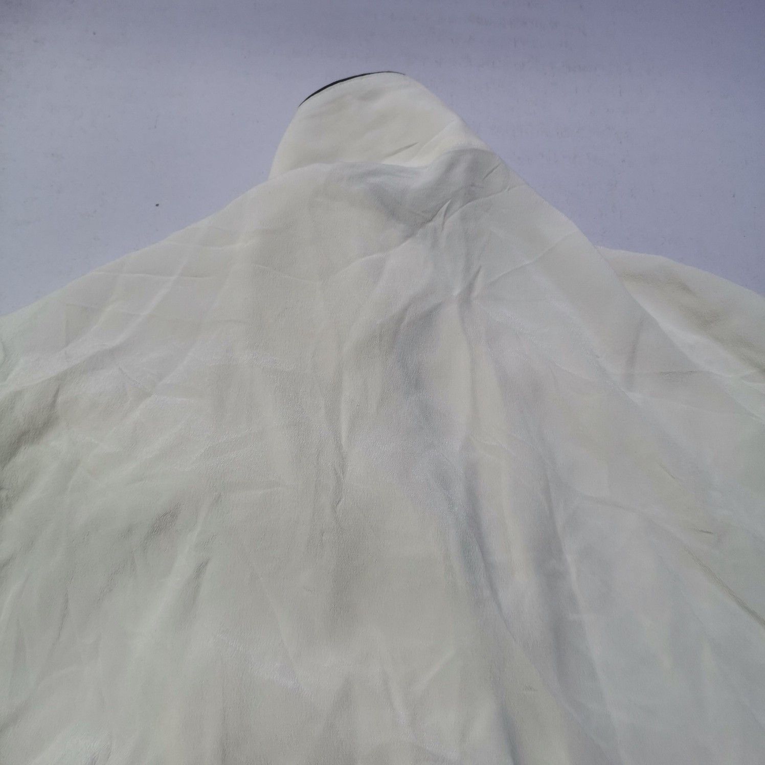 Prada Prada White Contrast Piping Shirt Size M Size US XXS / EU 40 - 5 Thumbnail