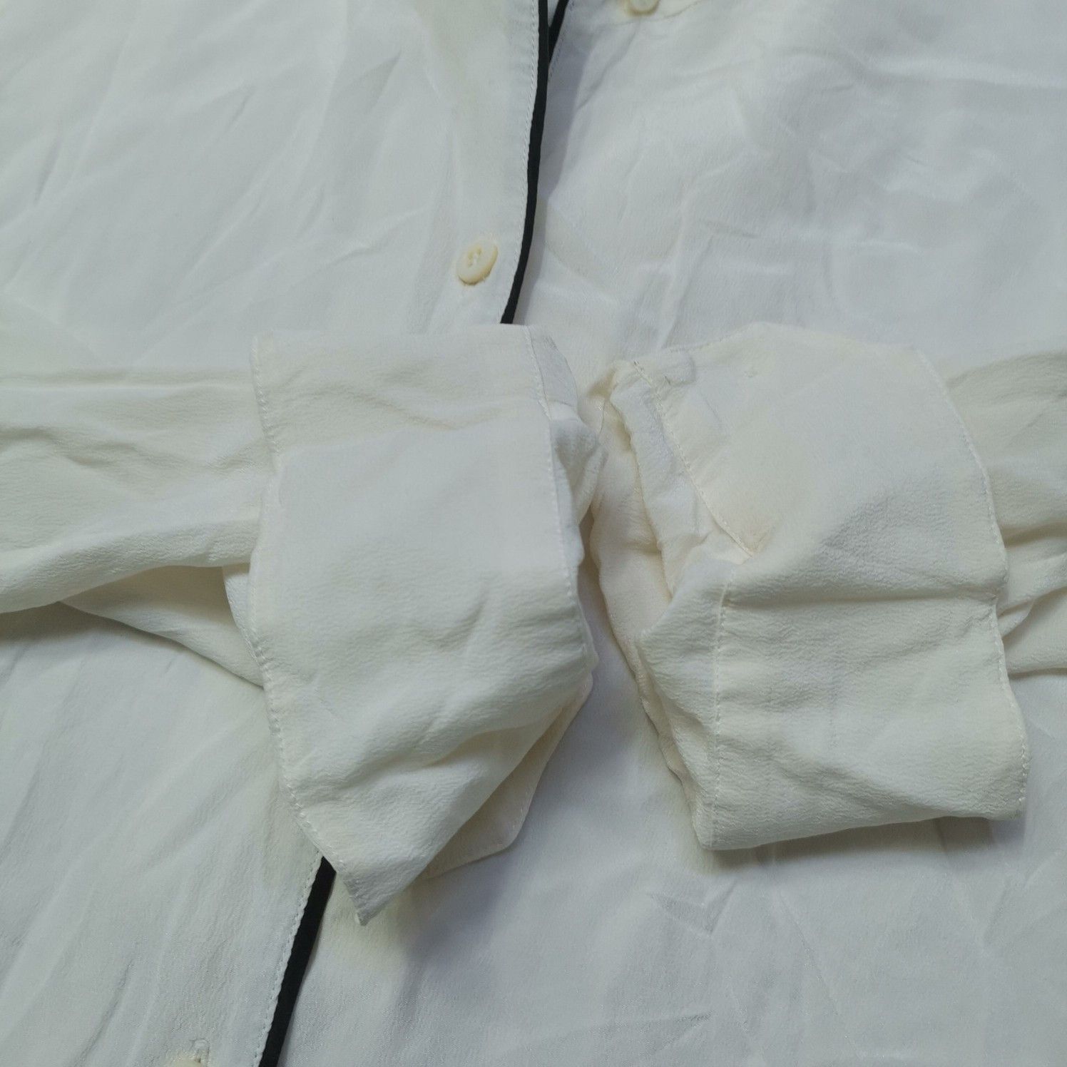 Prada Prada White Contrast Piping Shirt Size M Size US XXS / EU 40 - 8 Thumbnail