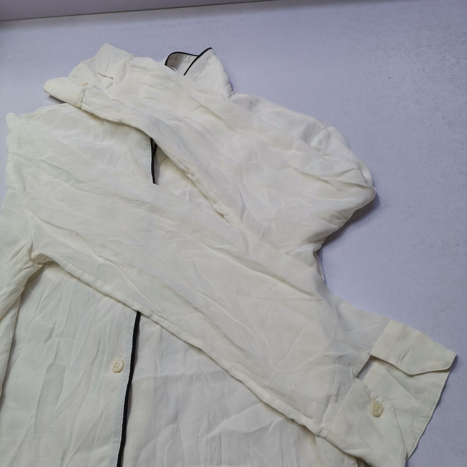 Prada Prada White Contrast Piping Shirt Size M Size US XXS / EU 40 - 7 Thumbnail
