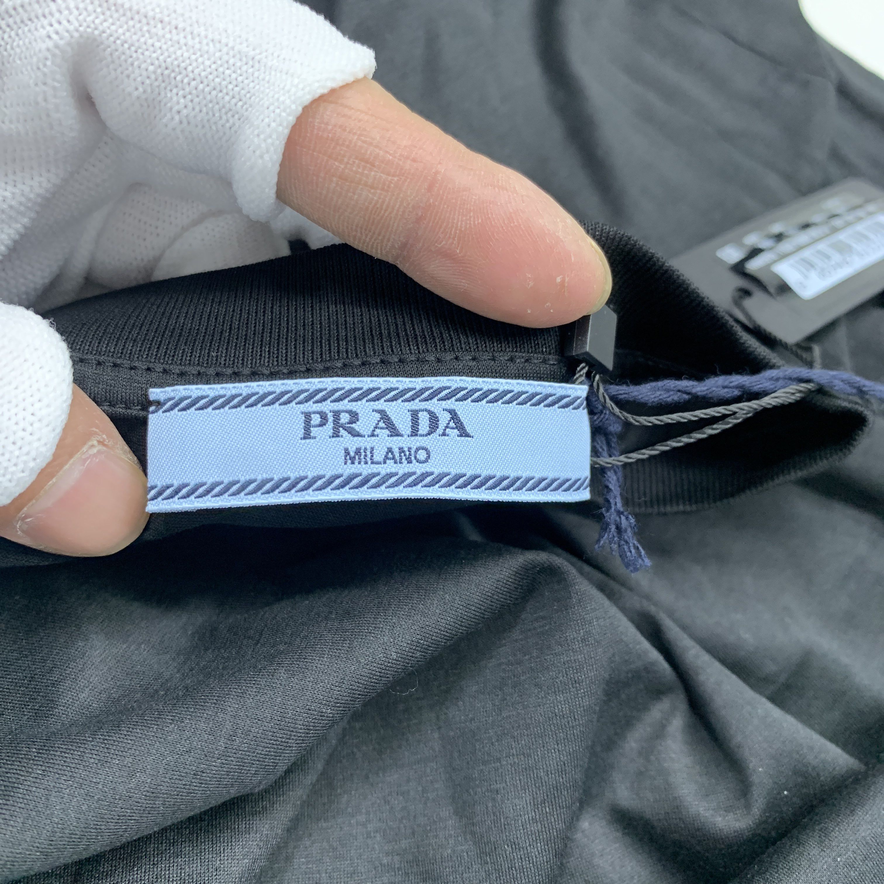 Prada Prada Cotton T-Shirt Size XL Size XL / US 12-14 / IT 48-50 - 3 Thumbnail