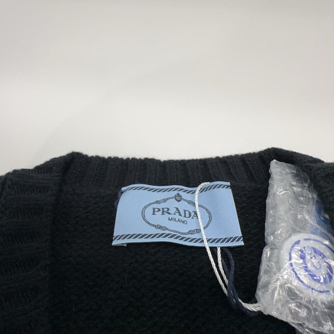 Prada Prada Wool Cashmere V-Neck Gilet Size 38 Size XS / US 0-2 / IT 36-38 - 3 Thumbnail