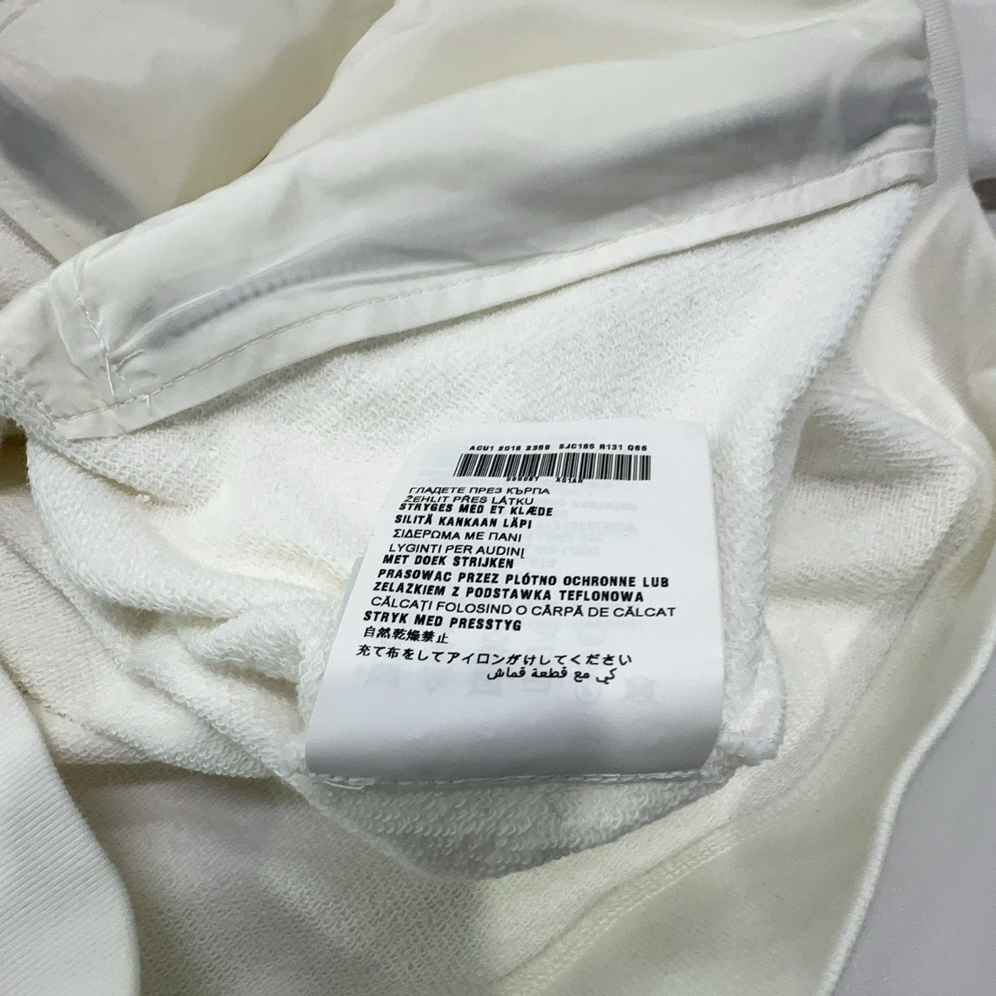 Prada Prada Logo Patch Zip Hoodie US L Size US L / EU 52-54 / 3 - 6 Thumbnail
