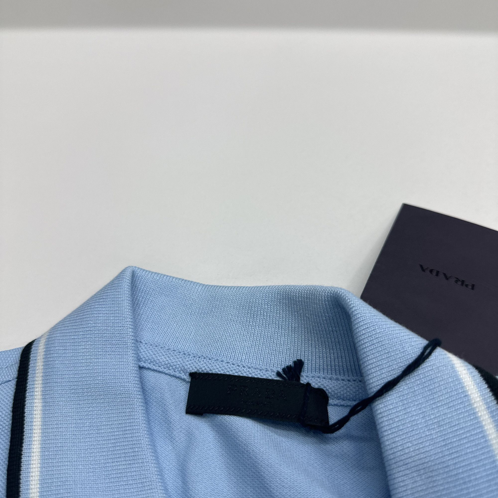 Prada Prada Logo Patch Polo Shirt Size XL Size US XL / EU 56 / 4 - 3 Thumbnail