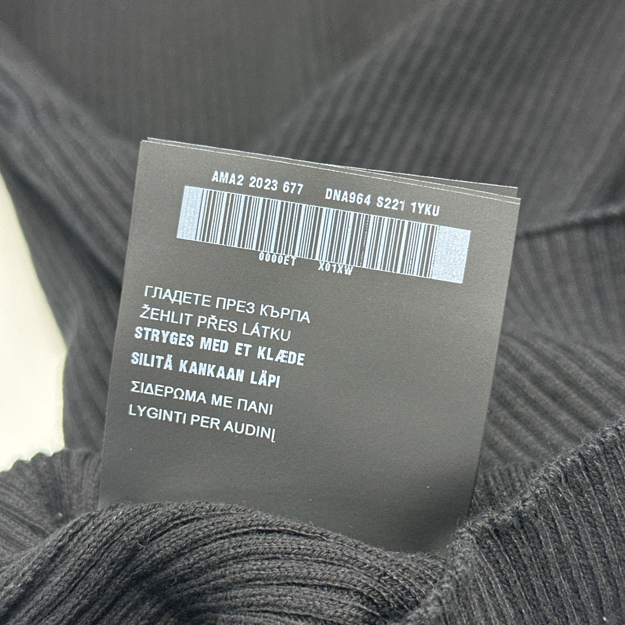 Prada Prada Ribbed Crewneck Sweater Size 36 Size XS / US 0-2 / IT 36-38 - 3 Thumbnail
