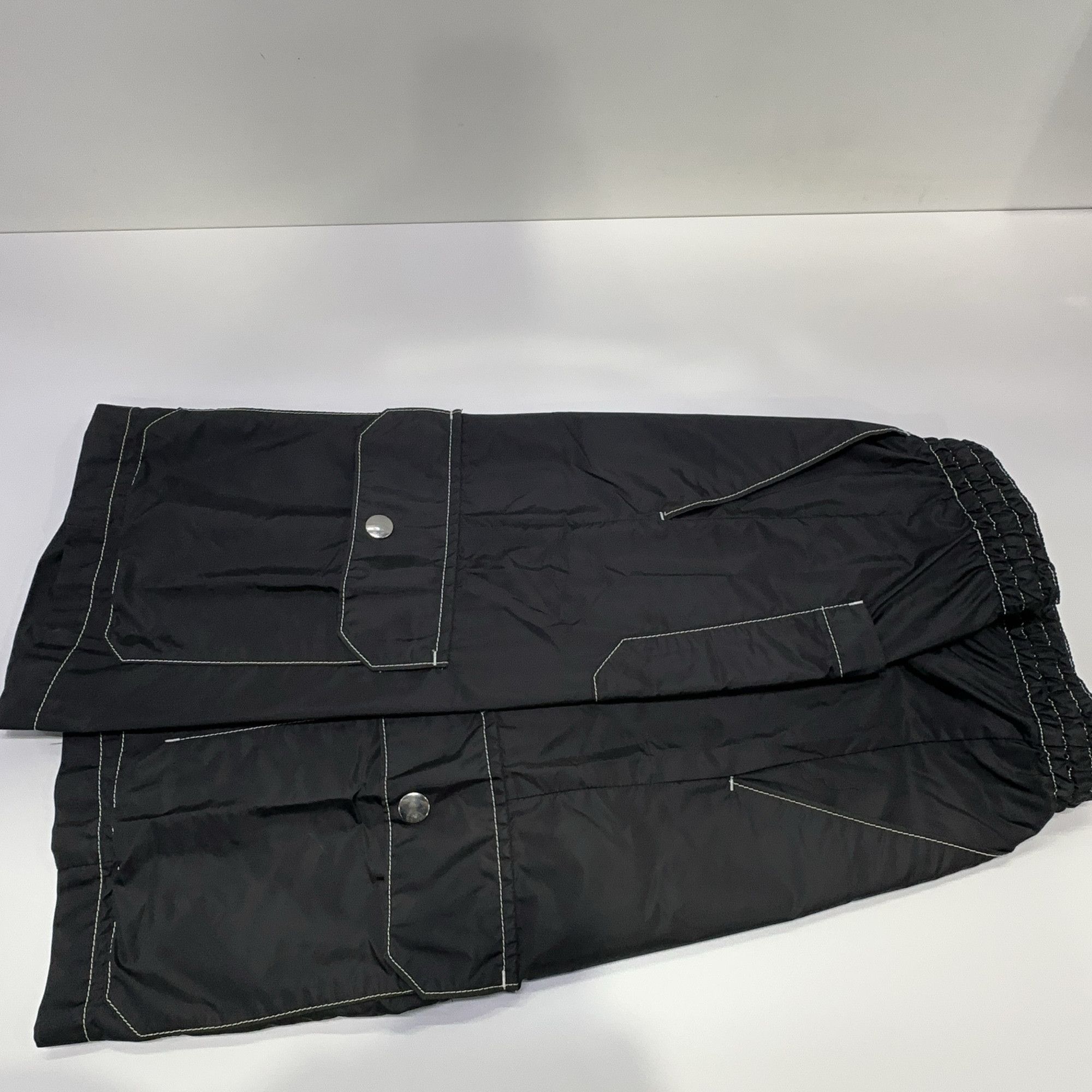 Prada Prada Re-Nylon Cargo Shorts Black Size 30 Size US 30 / EU 46 - 12 Thumbnail