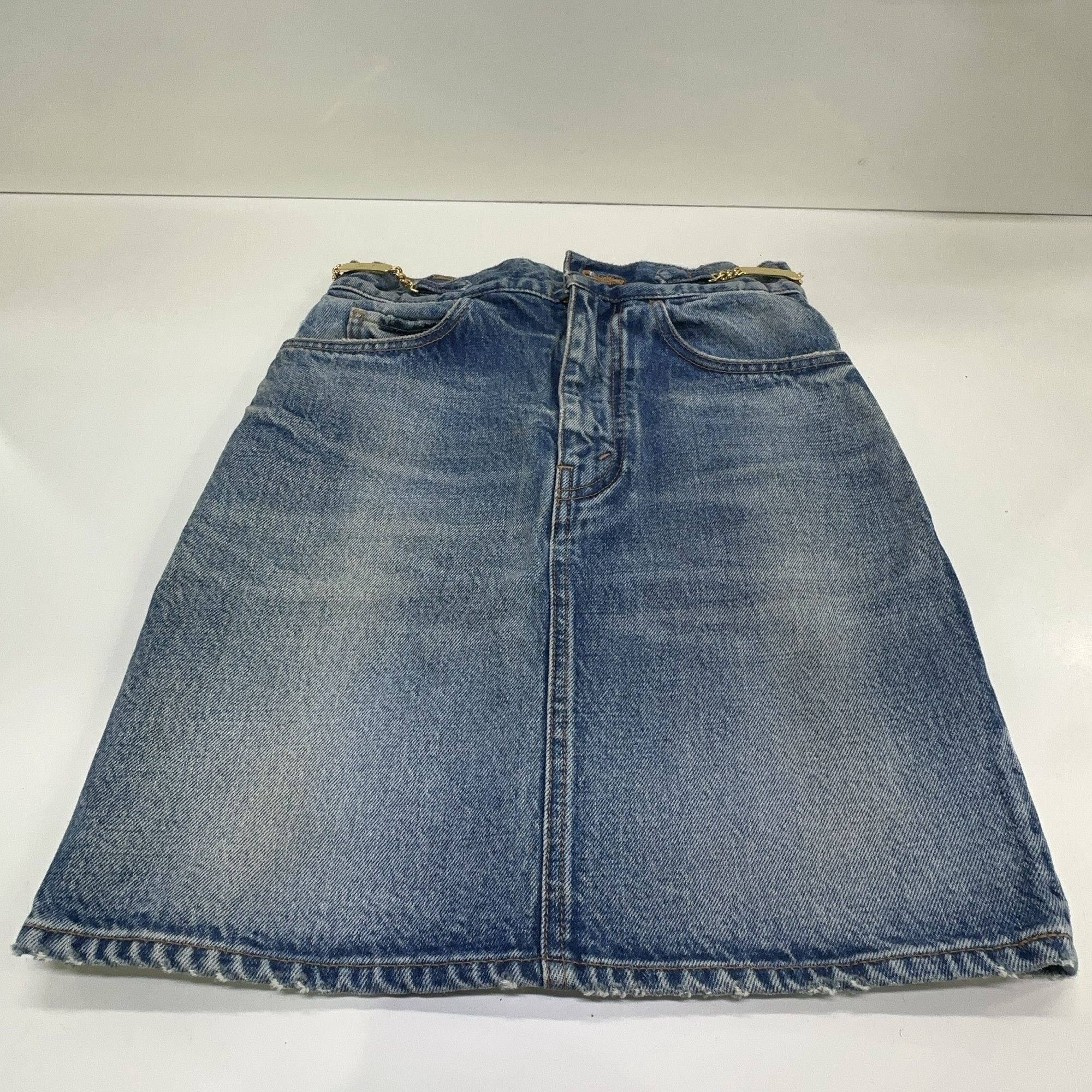 Celine Celine Chain Detail Denim Mini Skirt Size 25 Size 25" / US 0 / IT 36 - 9 Thumbnail
