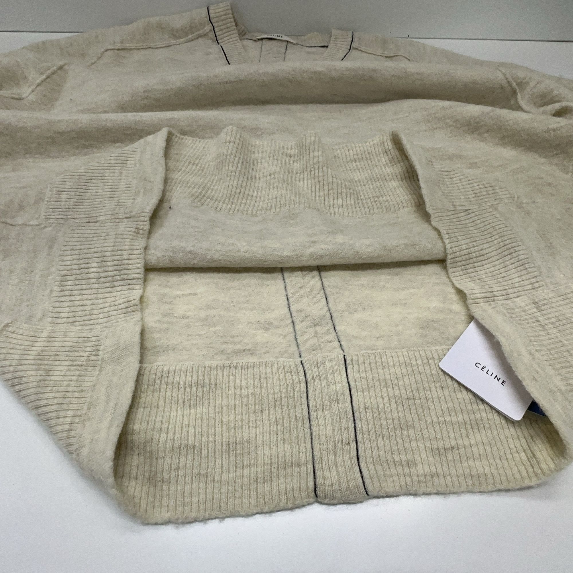 Celine CELINE Beige V-Neck Sweater Size L Size L / US 10 / IT 46 - 7 Thumbnail