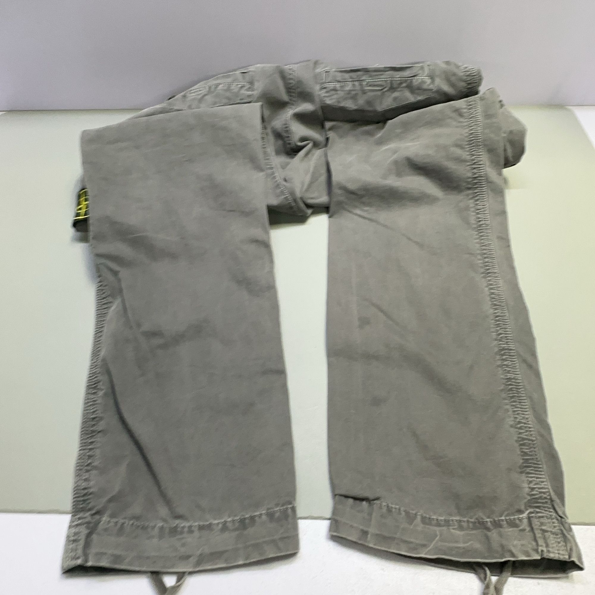 Stone Island Stone Island Compass Patch Cargo Pants Size 33 Size US 33 - 12 Thumbnail