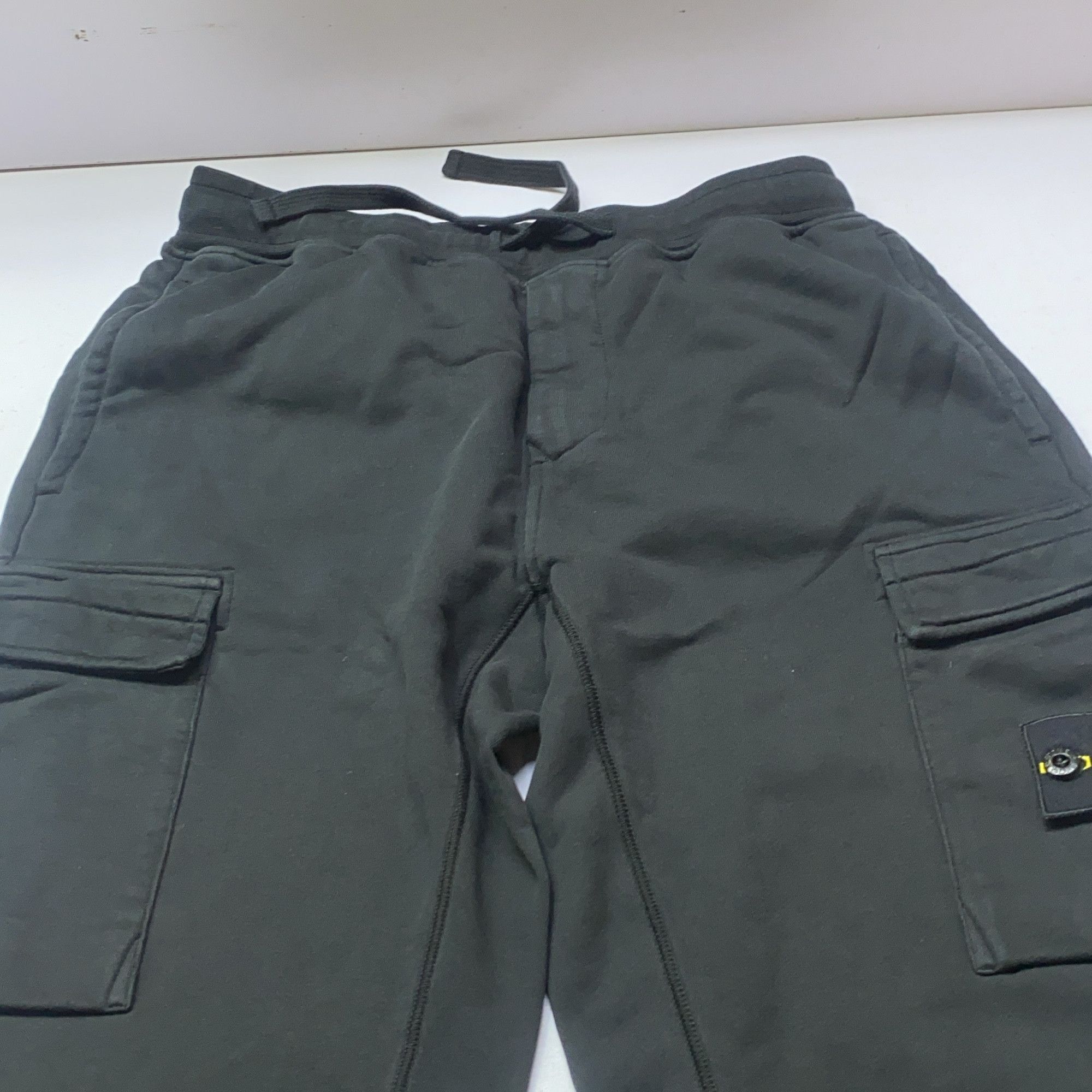 Stone Island Stone Island Logo Cargo Sweatpants Size S Size US 30 / EU 46 - 8 Thumbnail