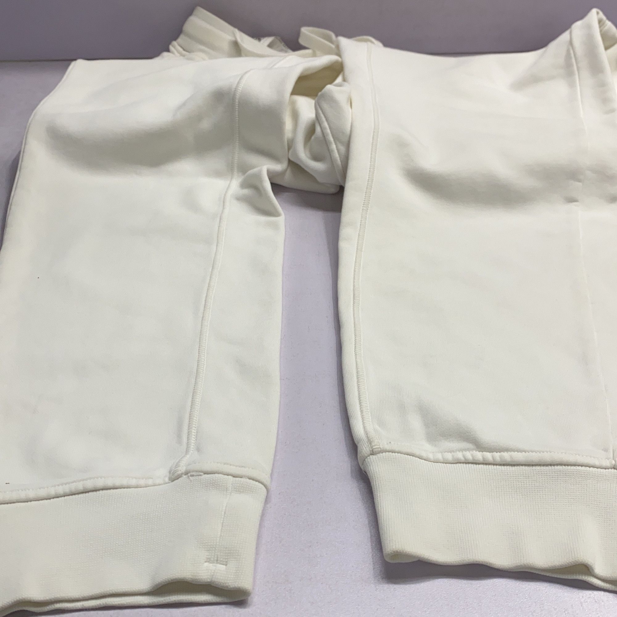 Stone Island Stone Island White Patch Logo Sweatpants Size L Size US 34 / EU 50 - 10 Thumbnail