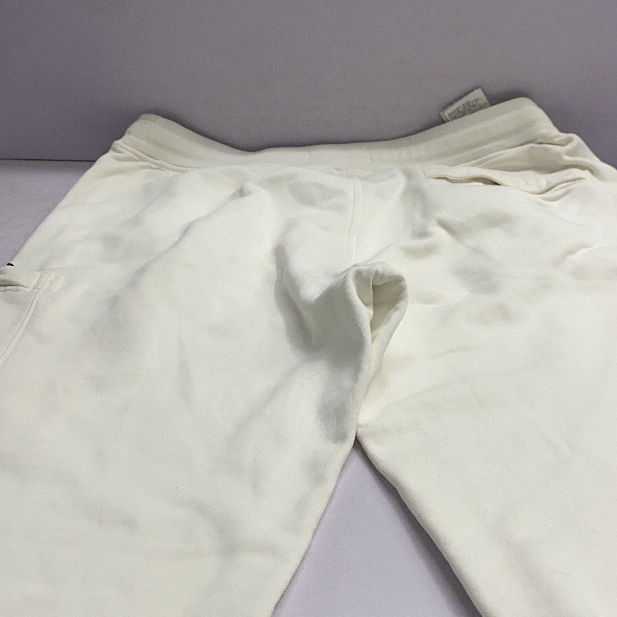 Stone Island Stone Island White Patch Logo Sweatpants Size L Size US 34 / EU 50 - 11 Thumbnail