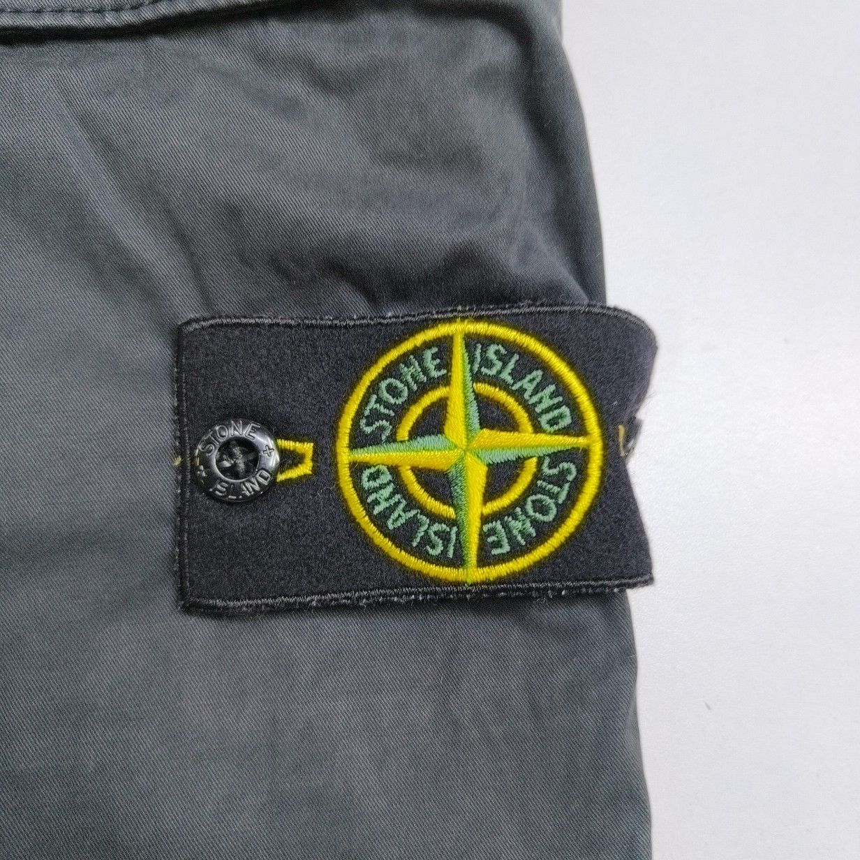 Stone Island Stone Island Compass Patch Cargo Pants Size 34 Size US 34 / EU 50 - 6 Thumbnail