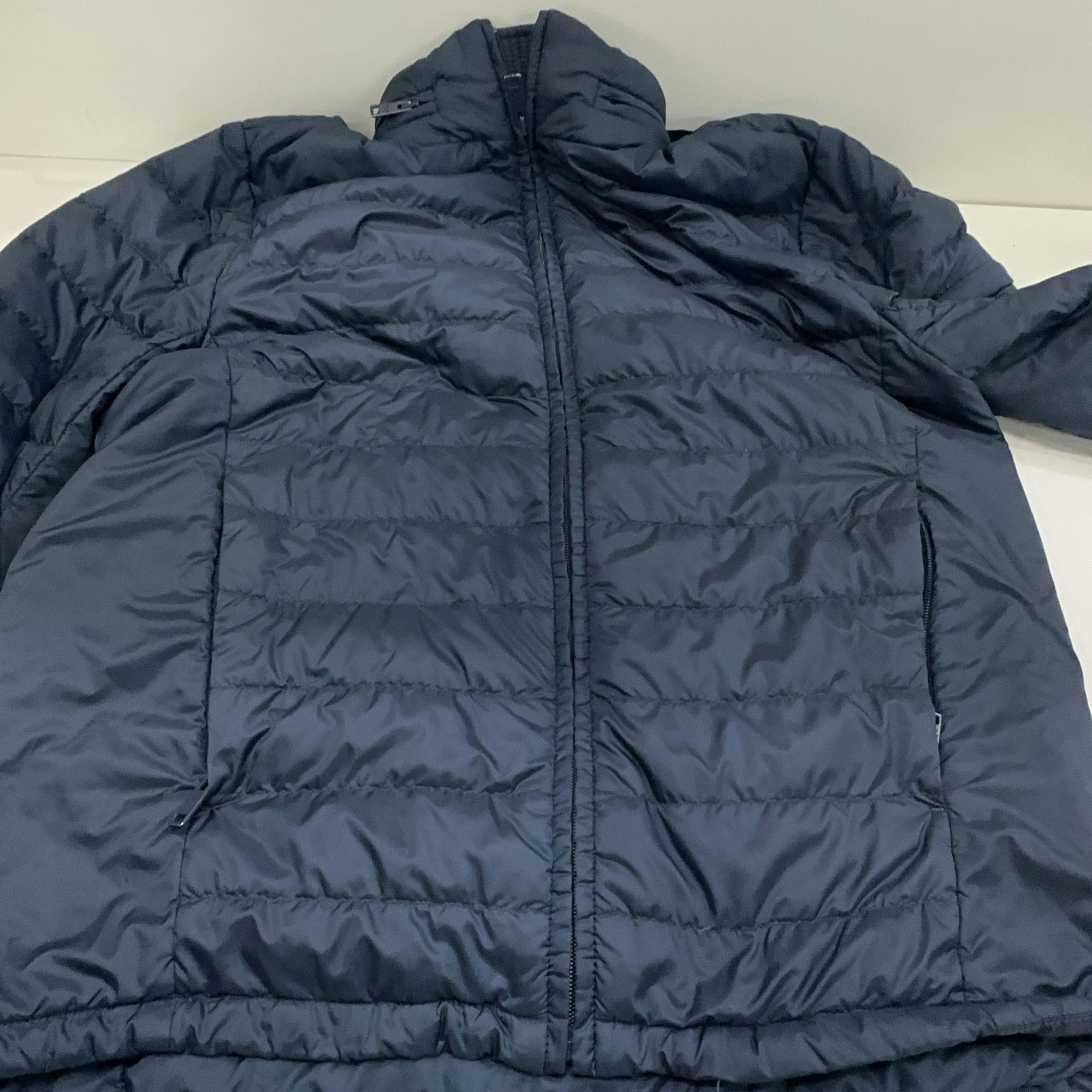 Prada Prada Down Hooded Jacket Size 50 Size US M / EU 48-50 / 2 - 16 Thumbnail