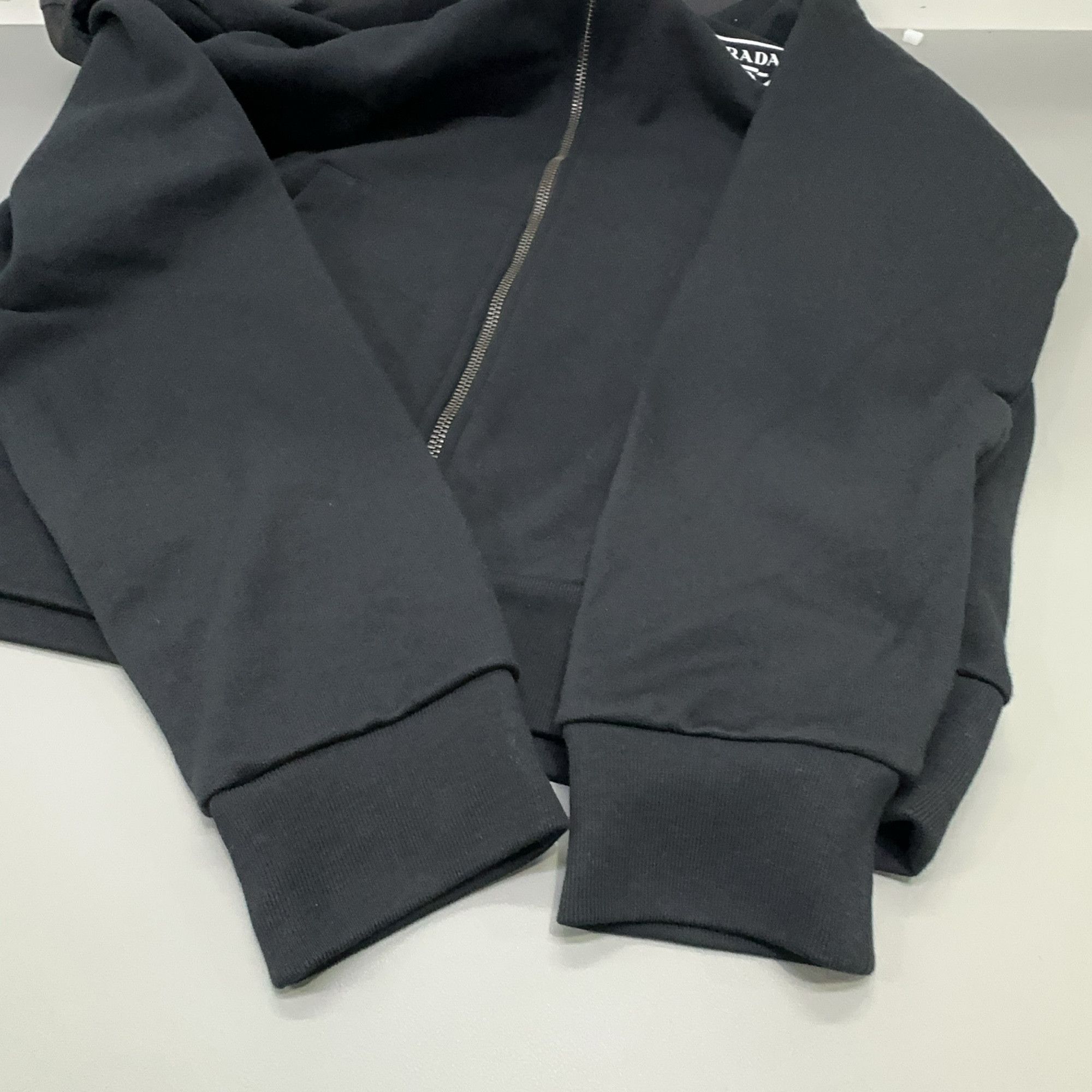 Prada Prada Logo Zip-Up Hoodie Black Size L Size US L / EU 52-54 / 3 - 12 Thumbnail