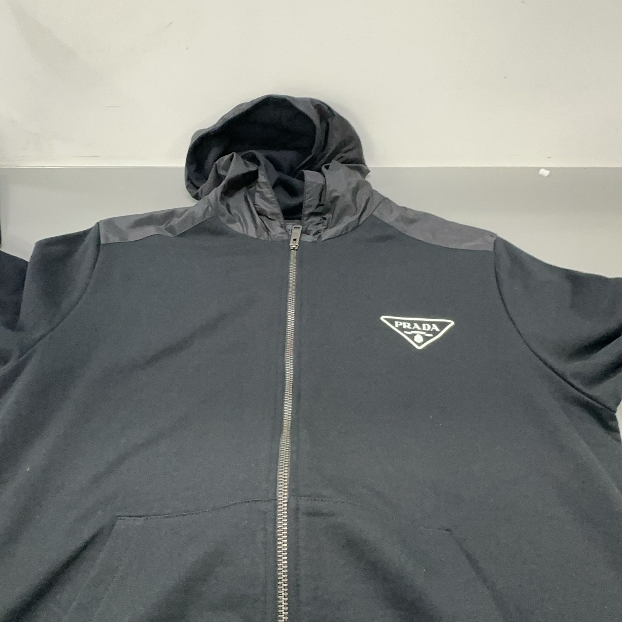 Prada Prada Logo Zip-Up Hoodie Black Size L Size US L / EU 52-54 / 3 - 7 Thumbnail