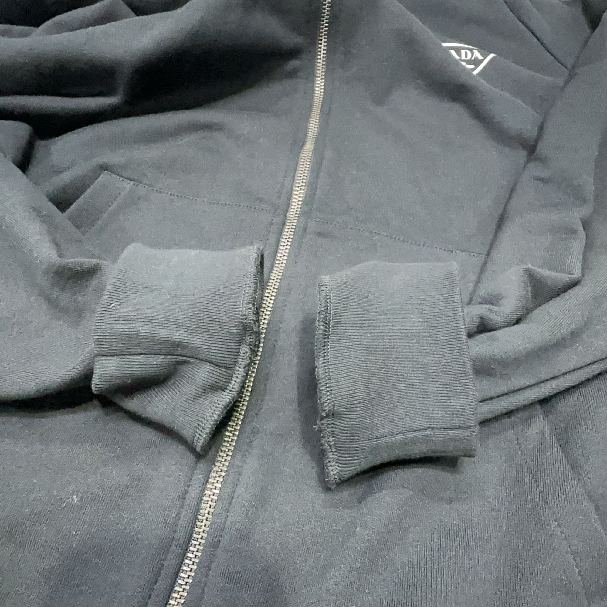 Prada Prada Logo Zip-Up Hoodie Black Size L Size US L / EU 52-54 / 3 - 11 Thumbnail