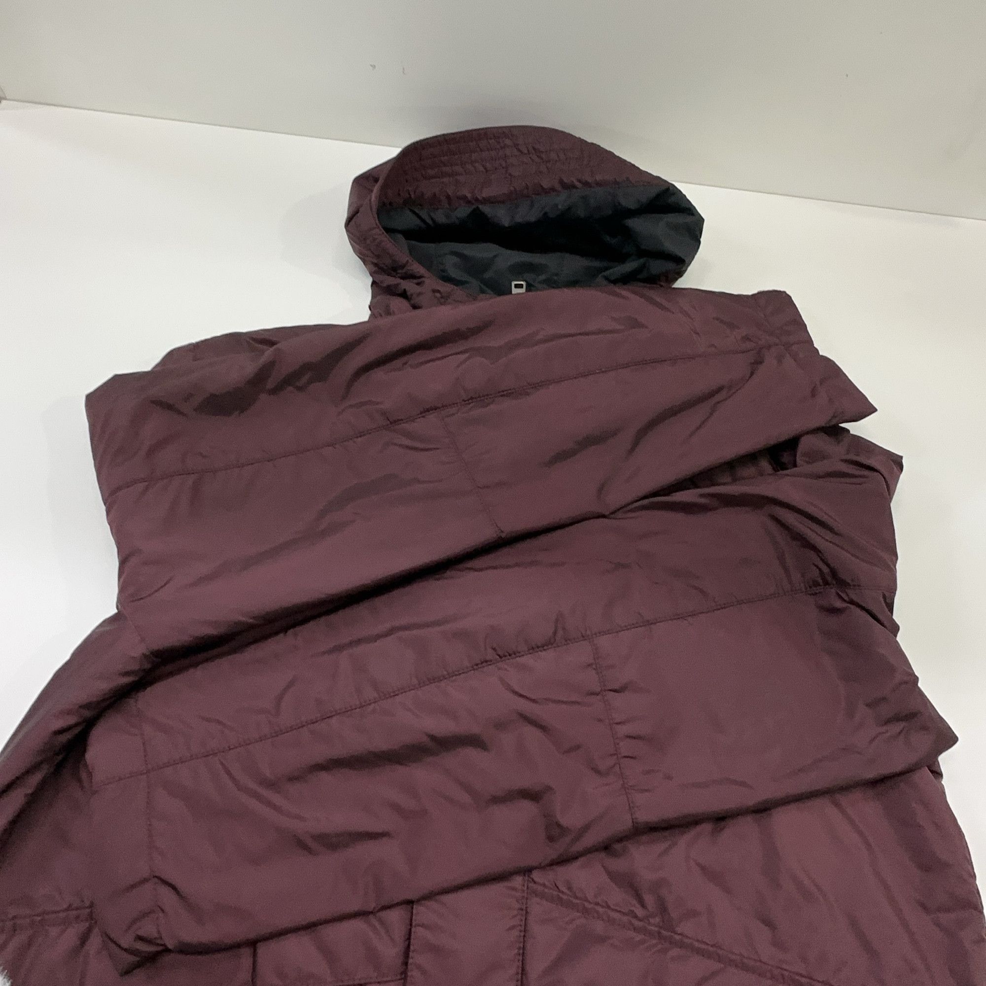 Prada Prada Logo Patch Hooded Jacket Size 48 Size US M / EU 48-50 / 2 - 7 Thumbnail