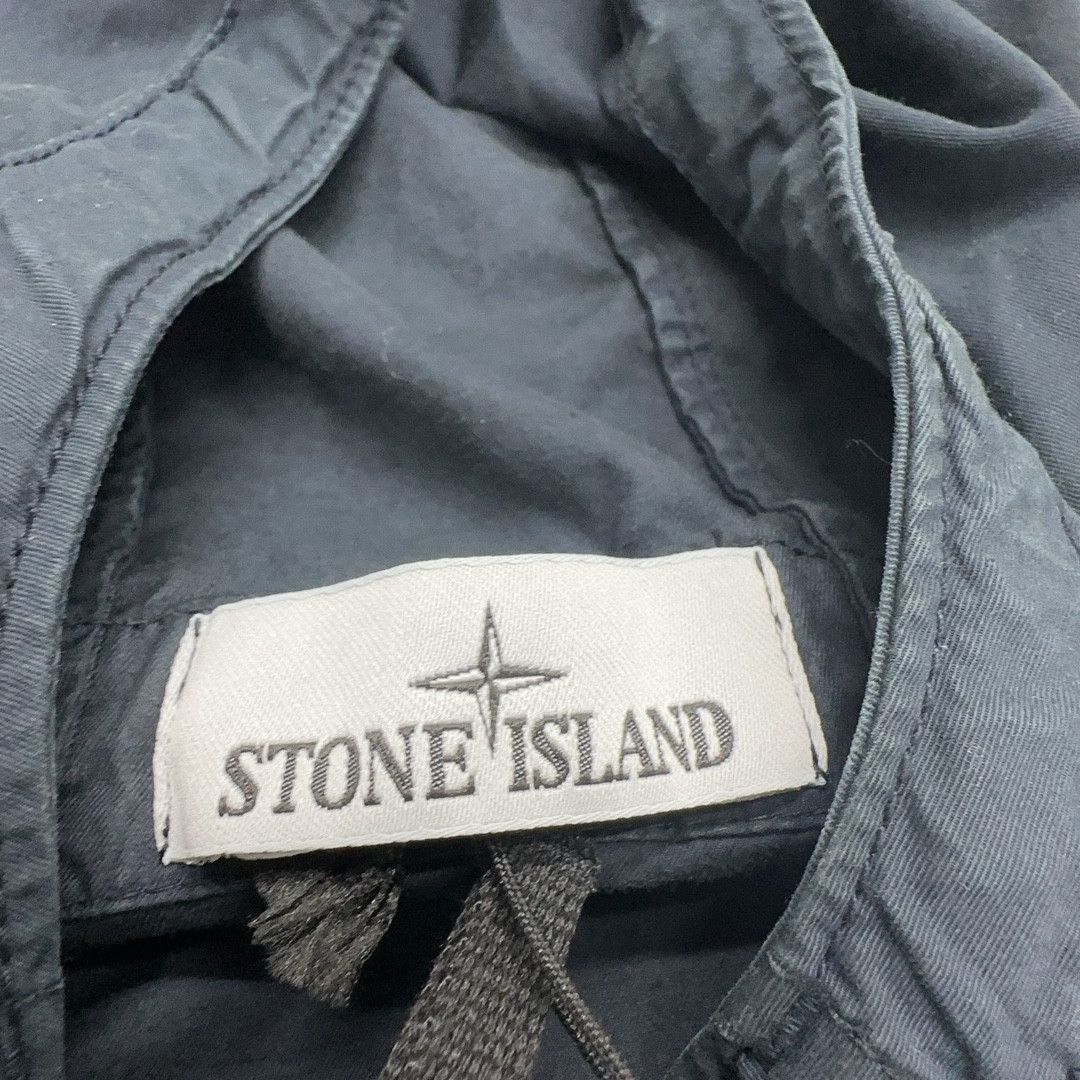 Stone Island Stone Island Hooded Zip Jacket Navy Size L Size US L / EU 52-54 / 3 - 6 Thumbnail