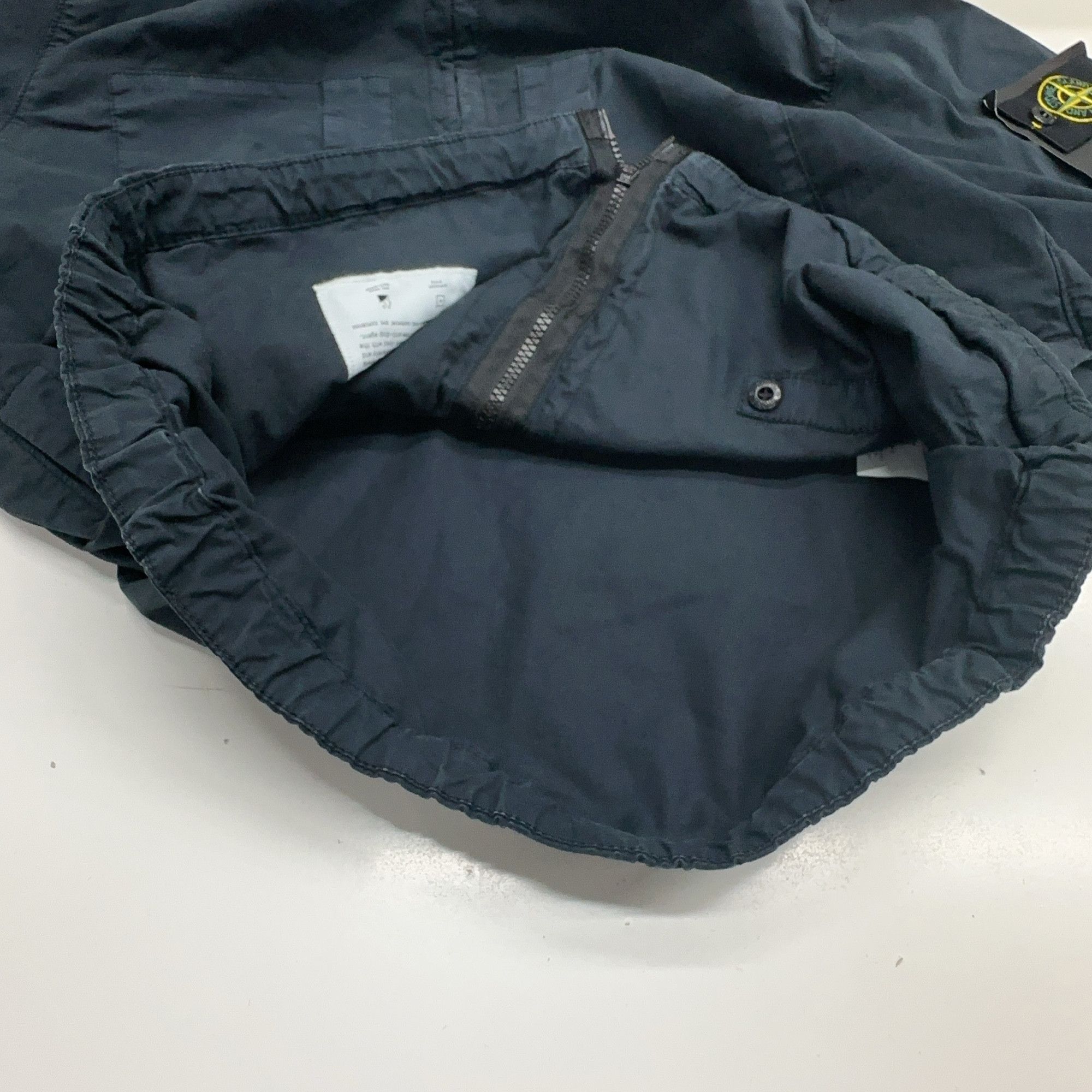 Stone Island Stone Island Hooded Zip Jacket Navy Size L Size US L / EU 52-54 / 3 - 12 Thumbnail
