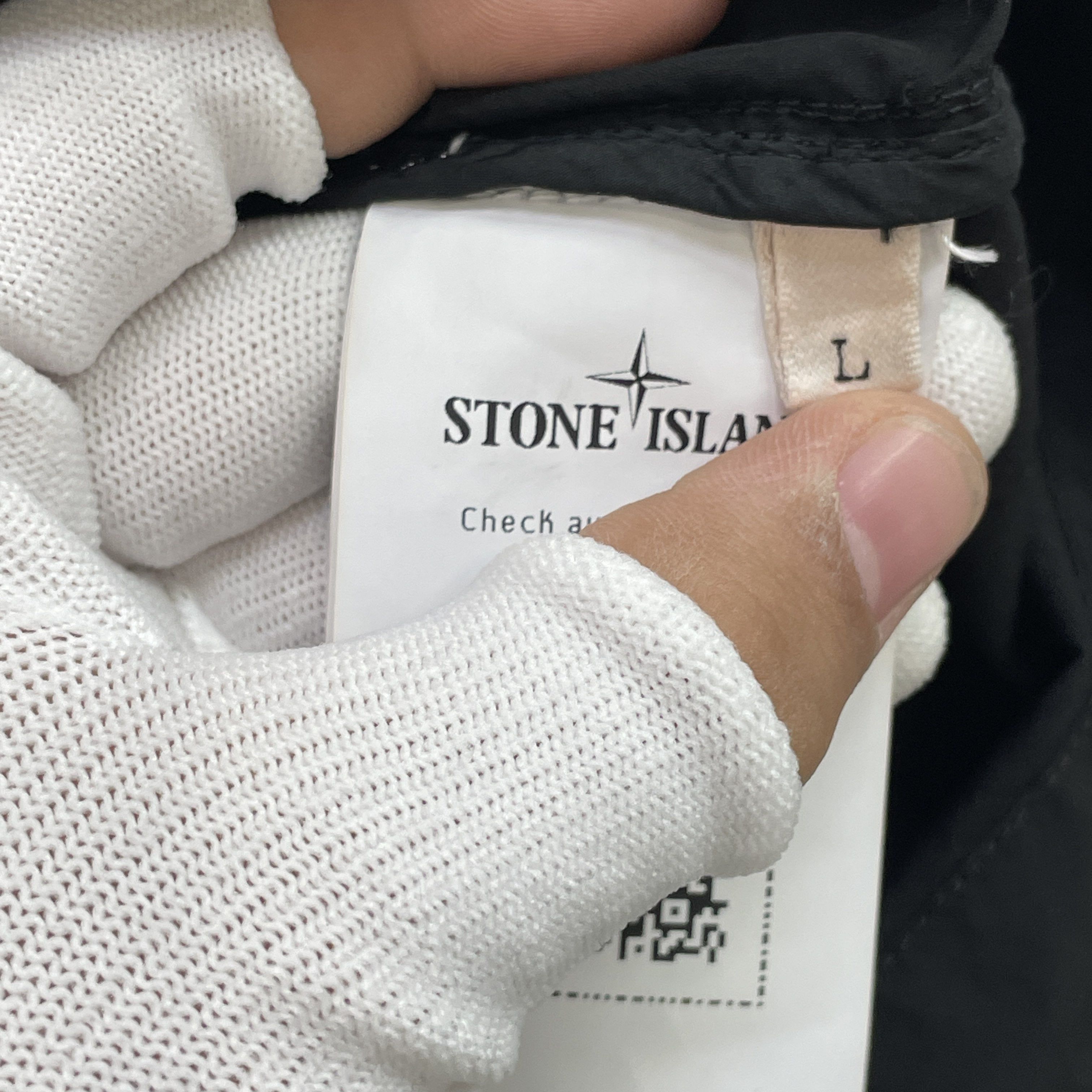 Stone Island Stone Island Logo Patch Light Jacket Black Size L Size US L / EU 52-54 / 3 - 3 Thumbnail