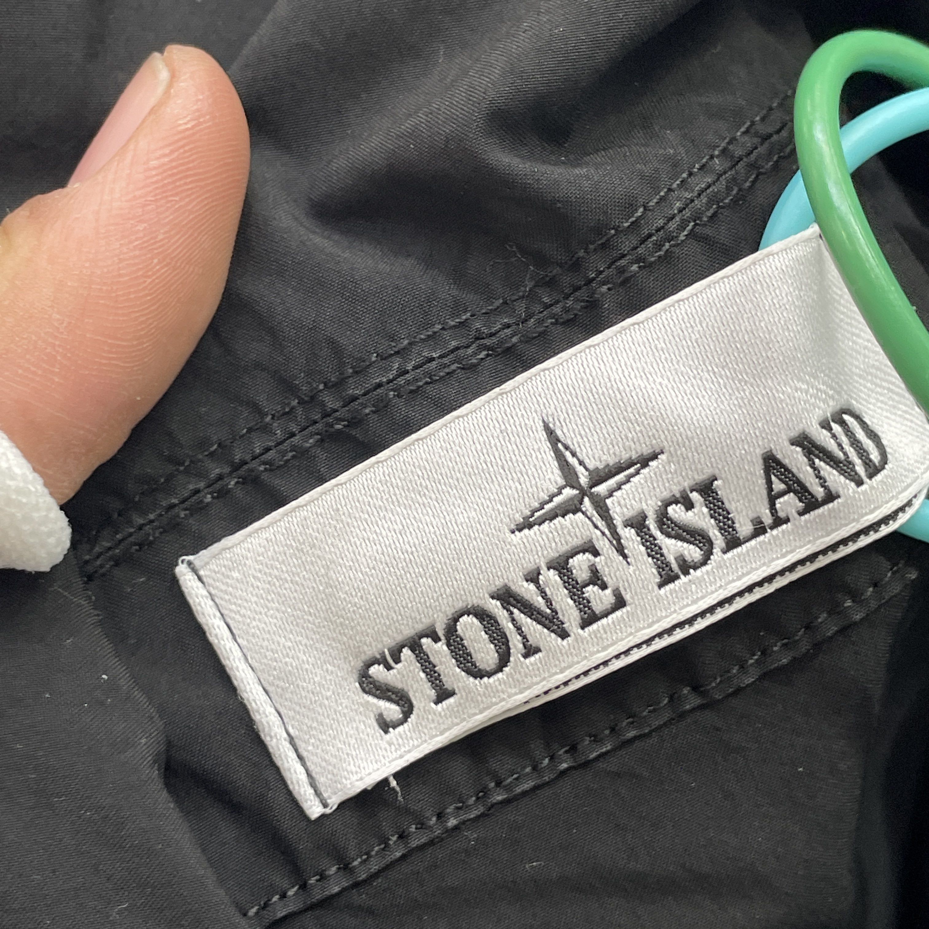 Stone Island Stone Island Logo Patch Light Jacket Black Size L Size US L / EU 52-54 / 3 - 2 Thumbnail