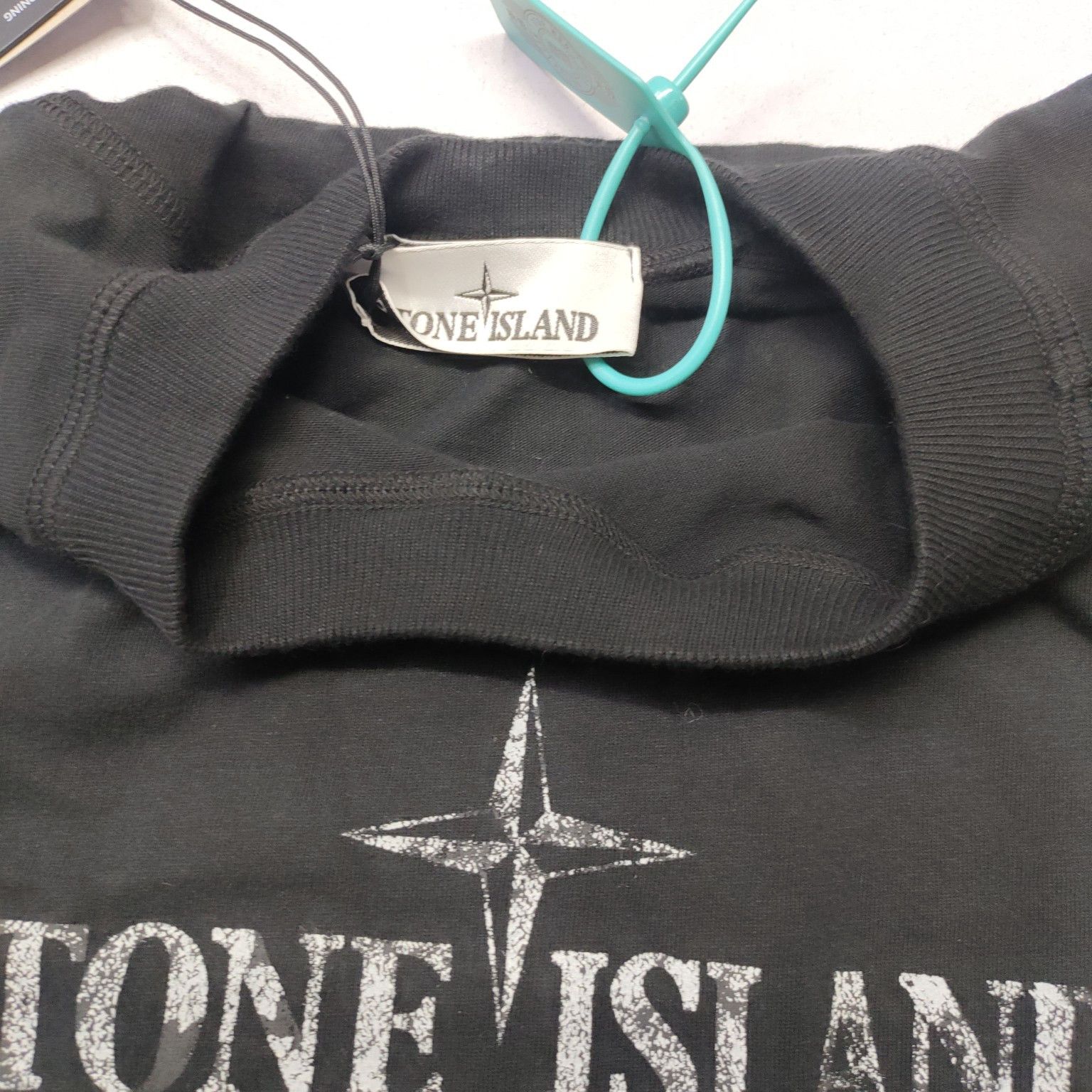 Stone Island Stone Island Logo Print T-Shirt Black Size M Size US M / EU 48-50 / 2 - 13 Thumbnail