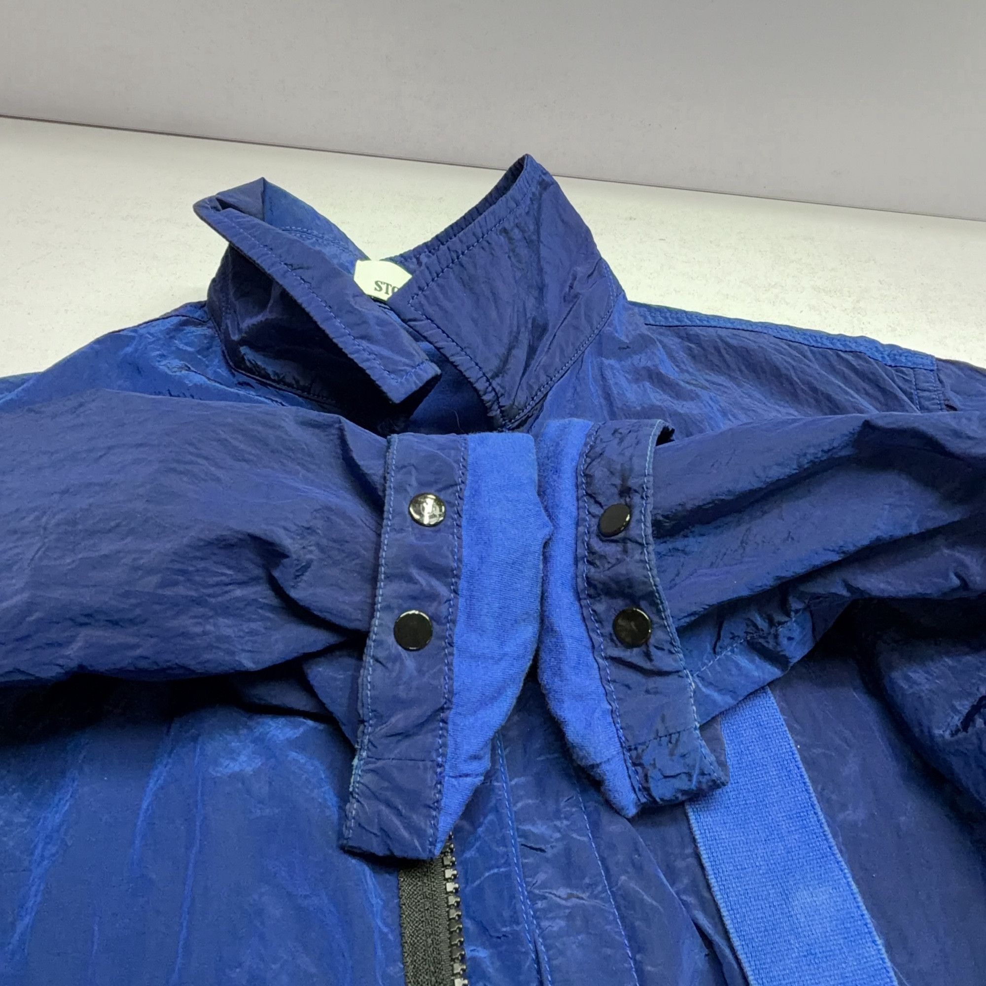 Stone Island Stone Island Nylon Light Jacket Size L Size US L / EU 52-54 / 3 - 16 Thumbnail