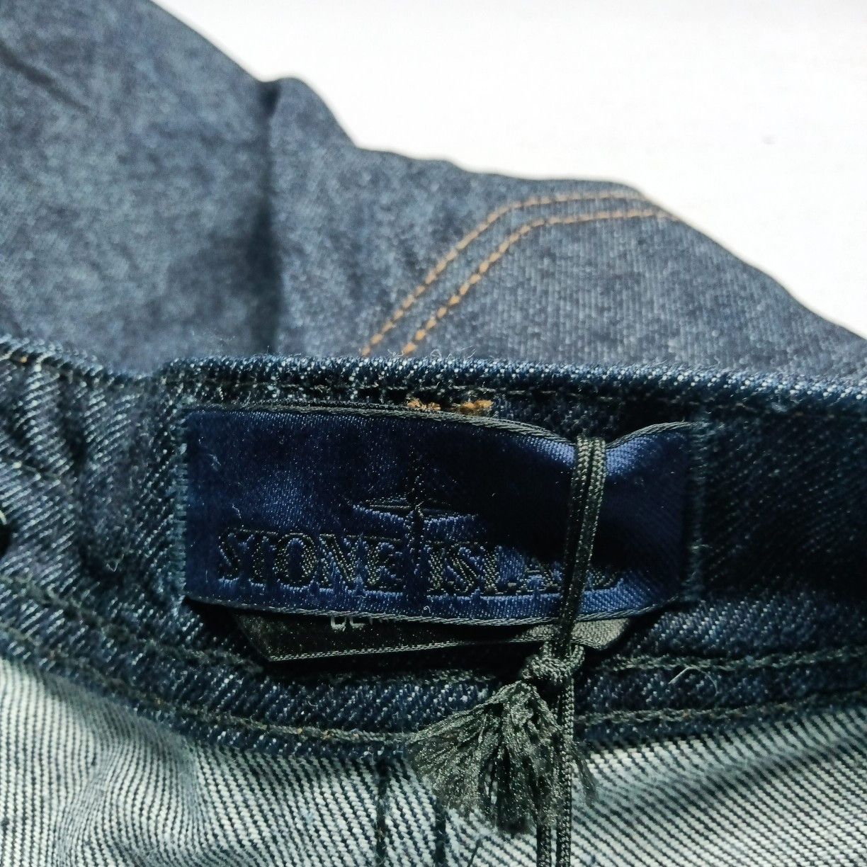 Stone Island STONE ISLAND Dark Wash Denim Jeans Size 32 Size US 32 / EU 48 - 6 Thumbnail
