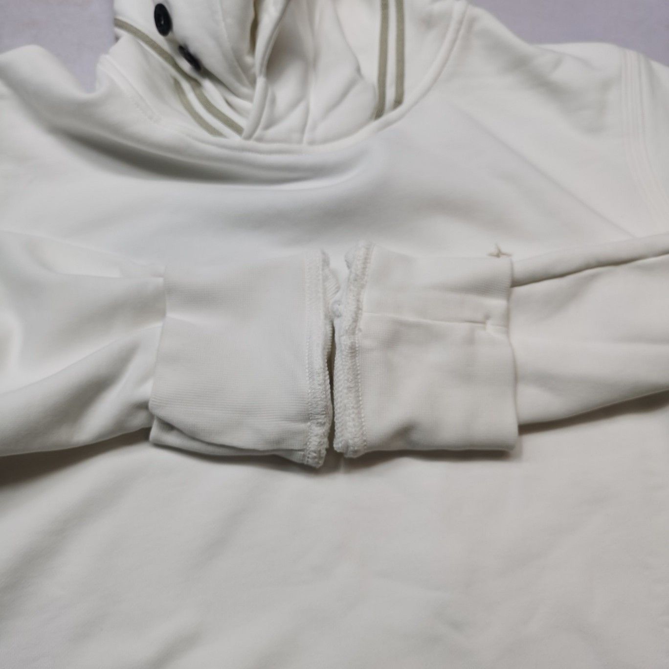 Stone Island Stone Island Button Neck Hooded Sweatshirt Size S Size US S / EU 44-46 / 1 - 12 Thumbnail