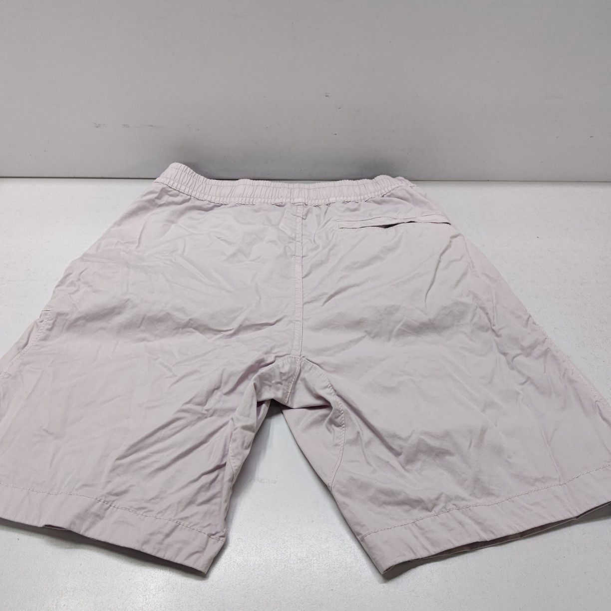 Stone Island Stone Island Pink Logo Badge Shorts Size 31 Size US 31 - 9 Thumbnail