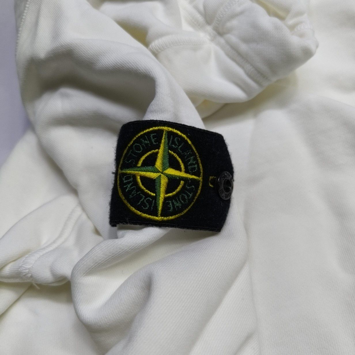 Stone Island Stone Island Zip Up Logo Patch Hoodie Size M Size US M / EU 48-50 / 2 - 7 Thumbnail