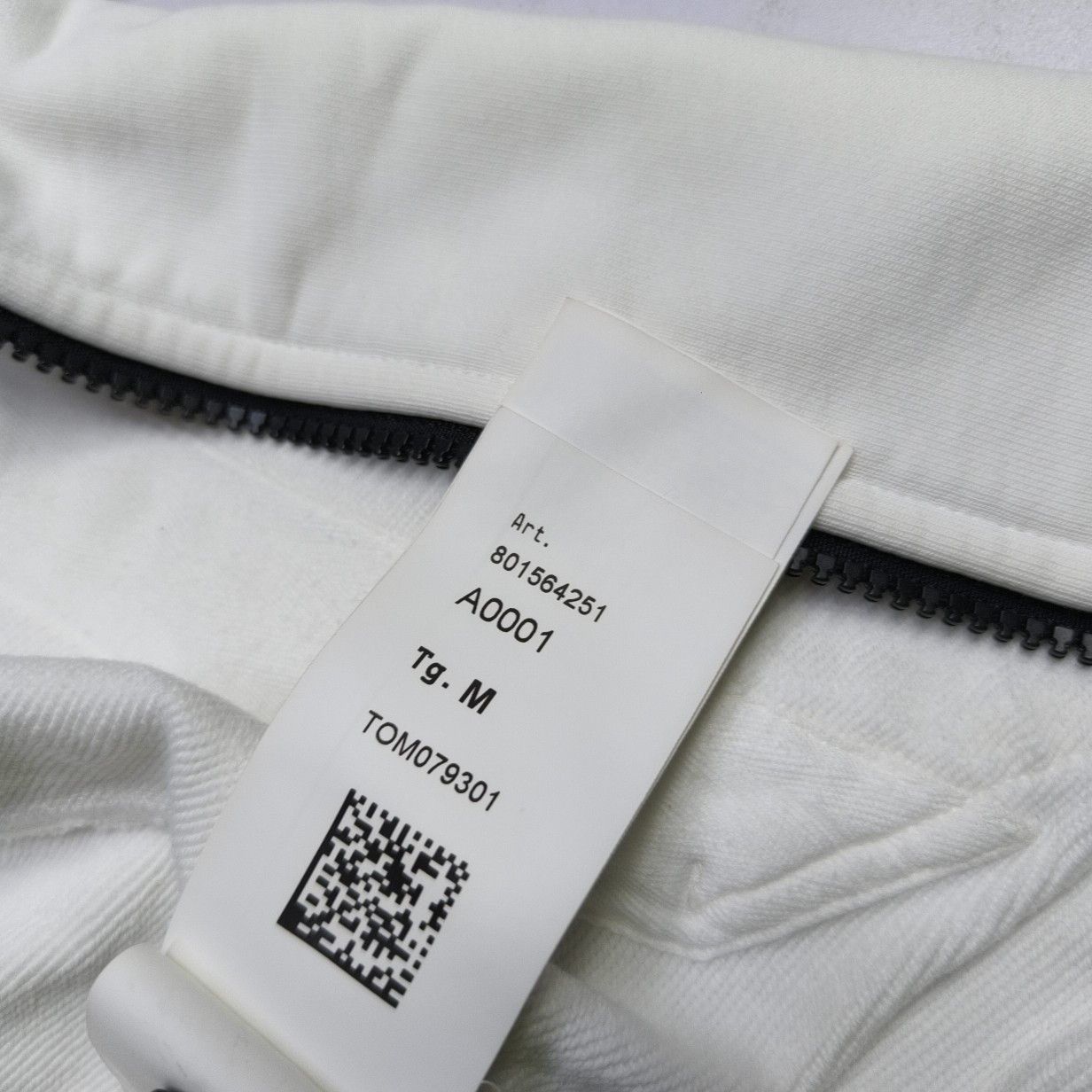 Stone Island Stone Island Zip Up Logo Patch Hoodie Size M Size US M / EU 48-50 / 2 - 5 Thumbnail