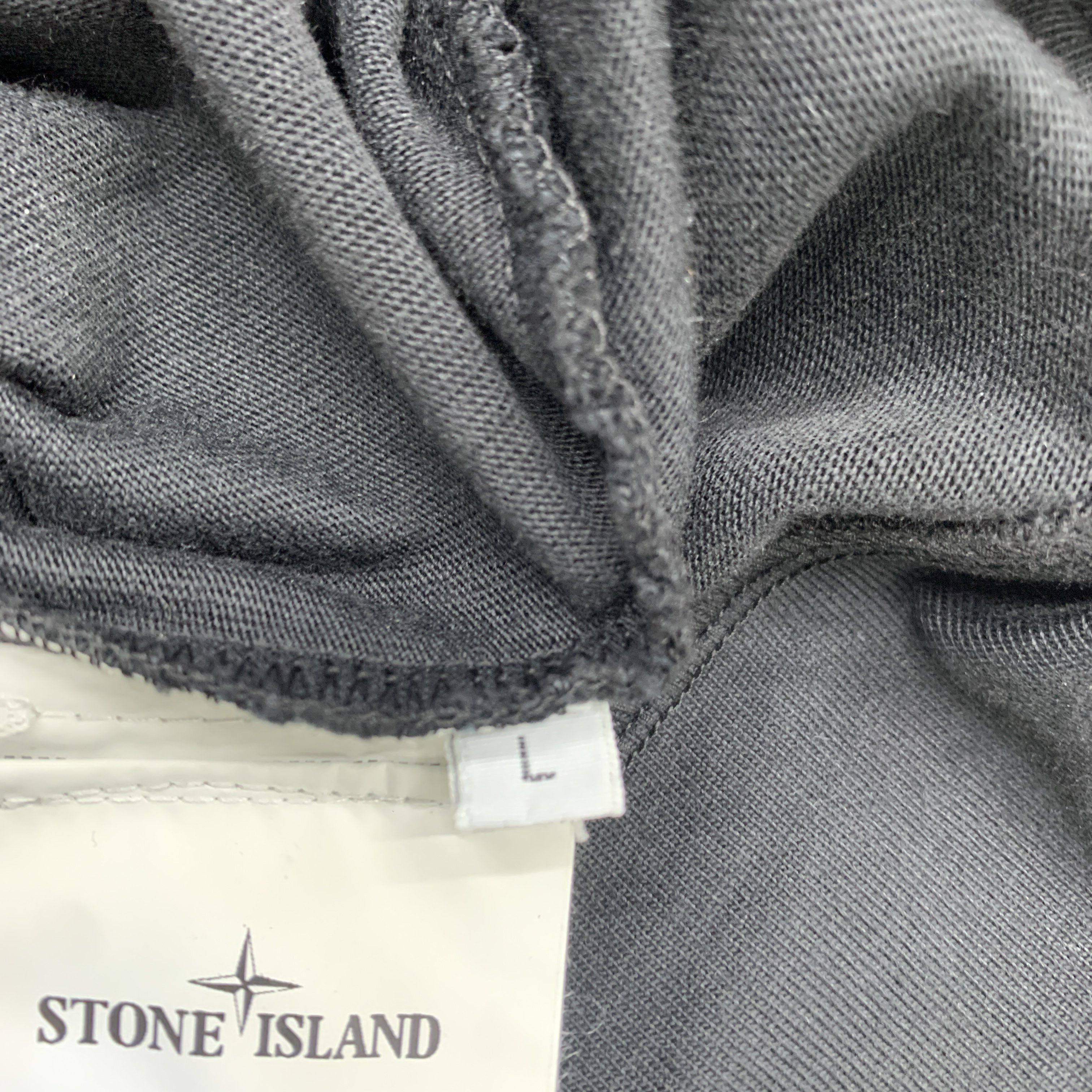 Stone Island Stone Island Logo Patch Crewneck Sweatshirt Size L Size US L / EU 52-54 / 3 - 3 Thumbnail