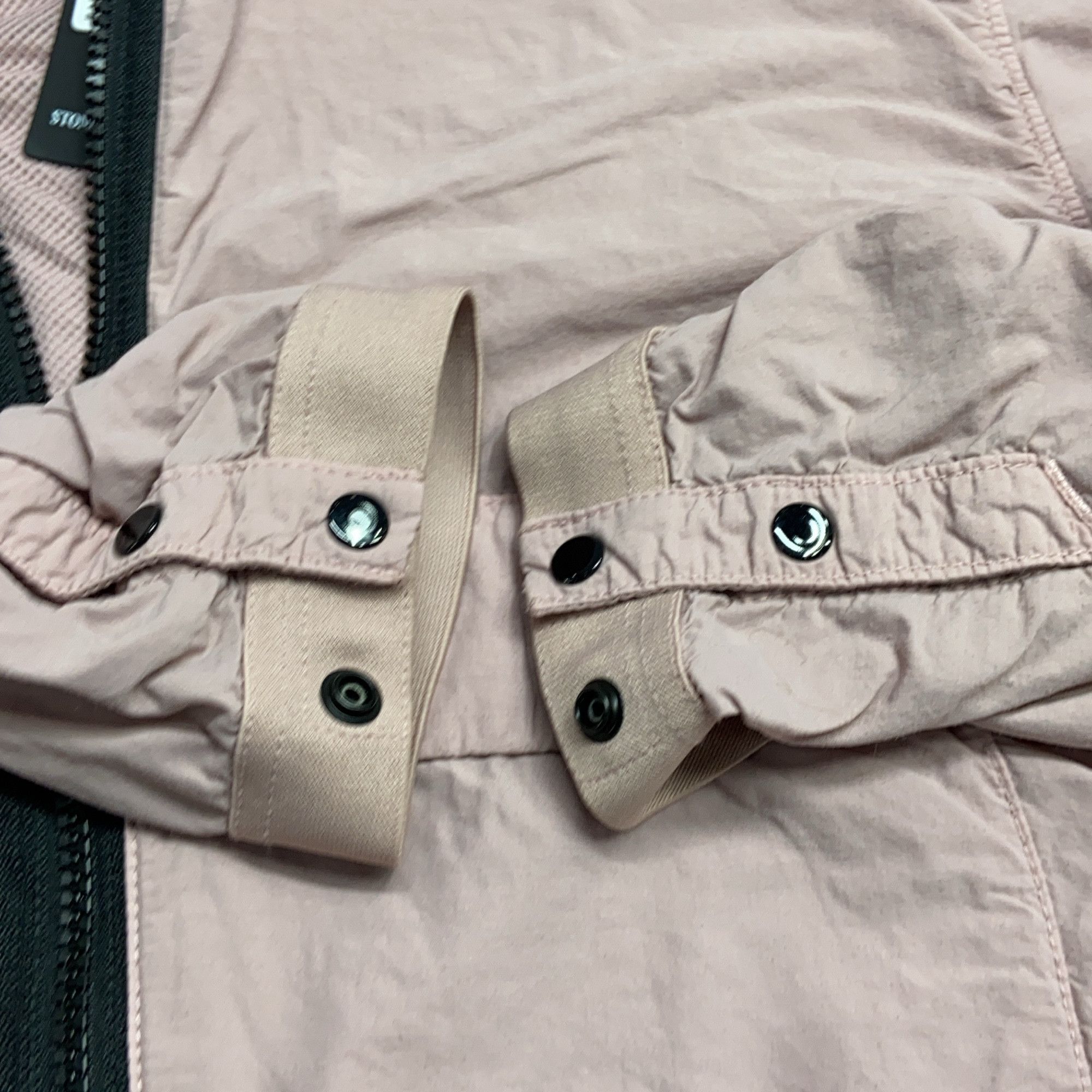 Stone Island Stone Island Naslan Light Jacket Pink Size S Size US S / EU 44-46 / 1 - 11 Thumbnail