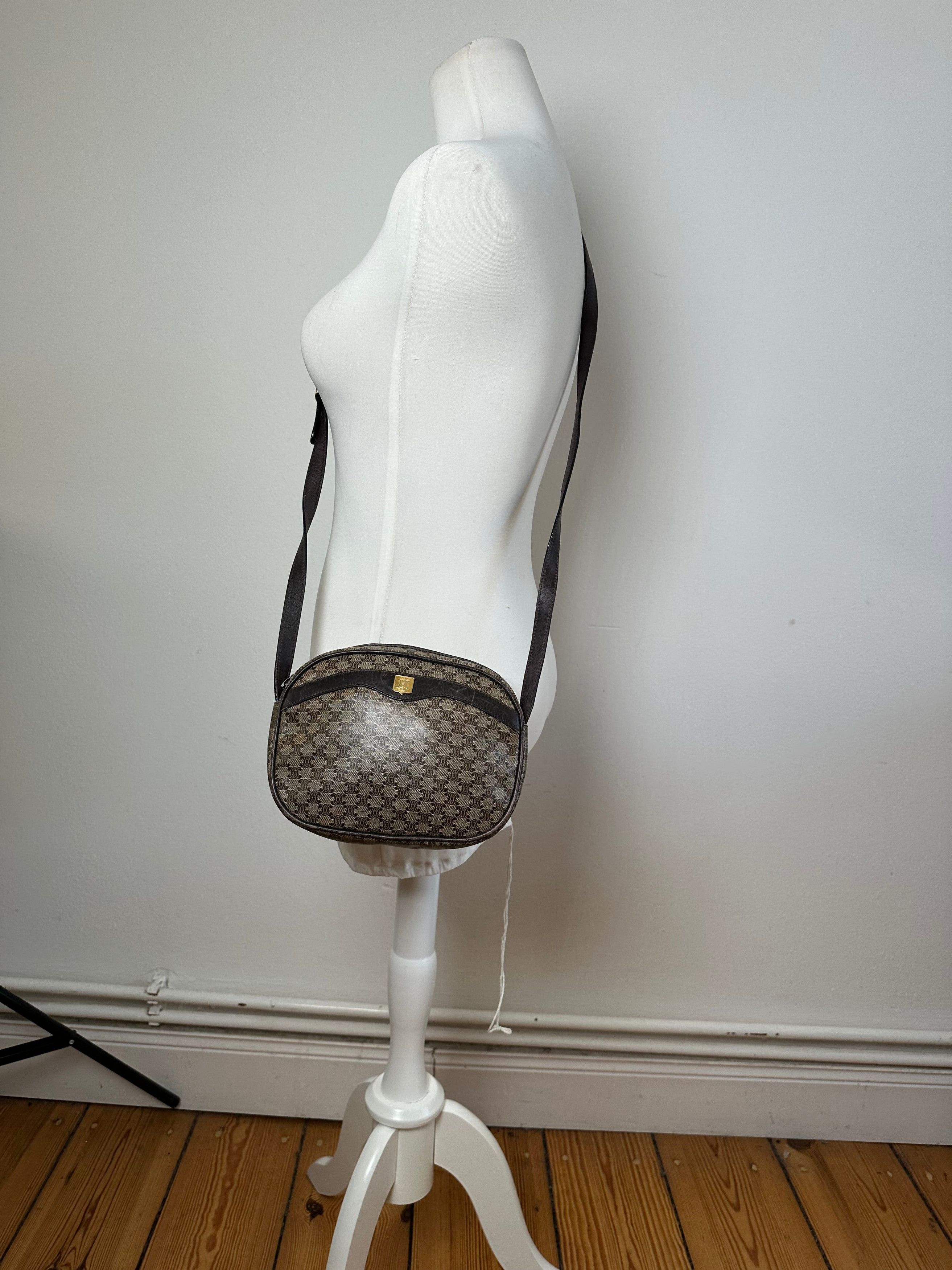 Celine Vintage Macadam Canvas Camera Crossbody Bag Dark Brown Size ONE SIZE - 6 Thumbnail