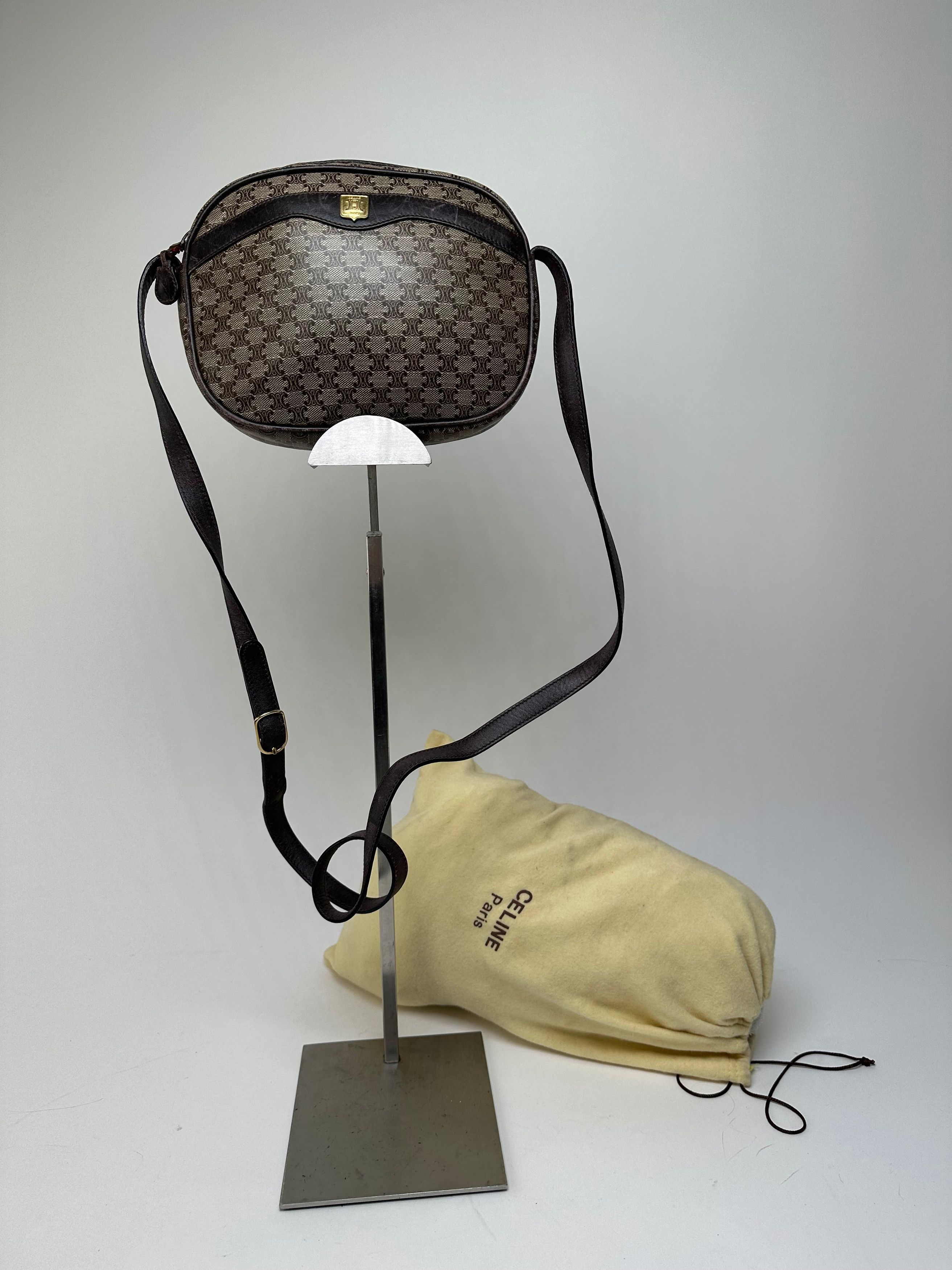 Celine Vintage Macadam Canvas Camera Crossbody Bag Dark Brown Size ONE SIZE - 9 Thumbnail